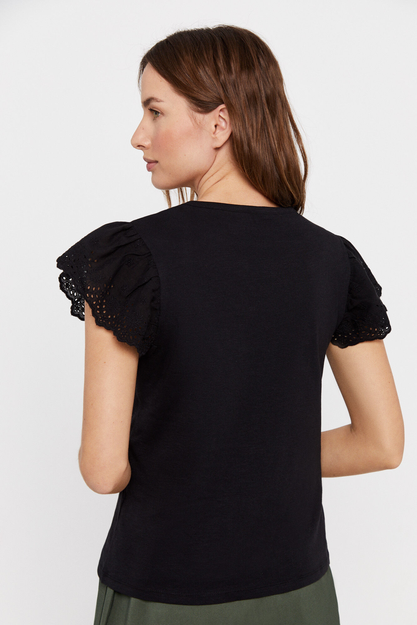 Camiseta com mangas combinadas - Preta