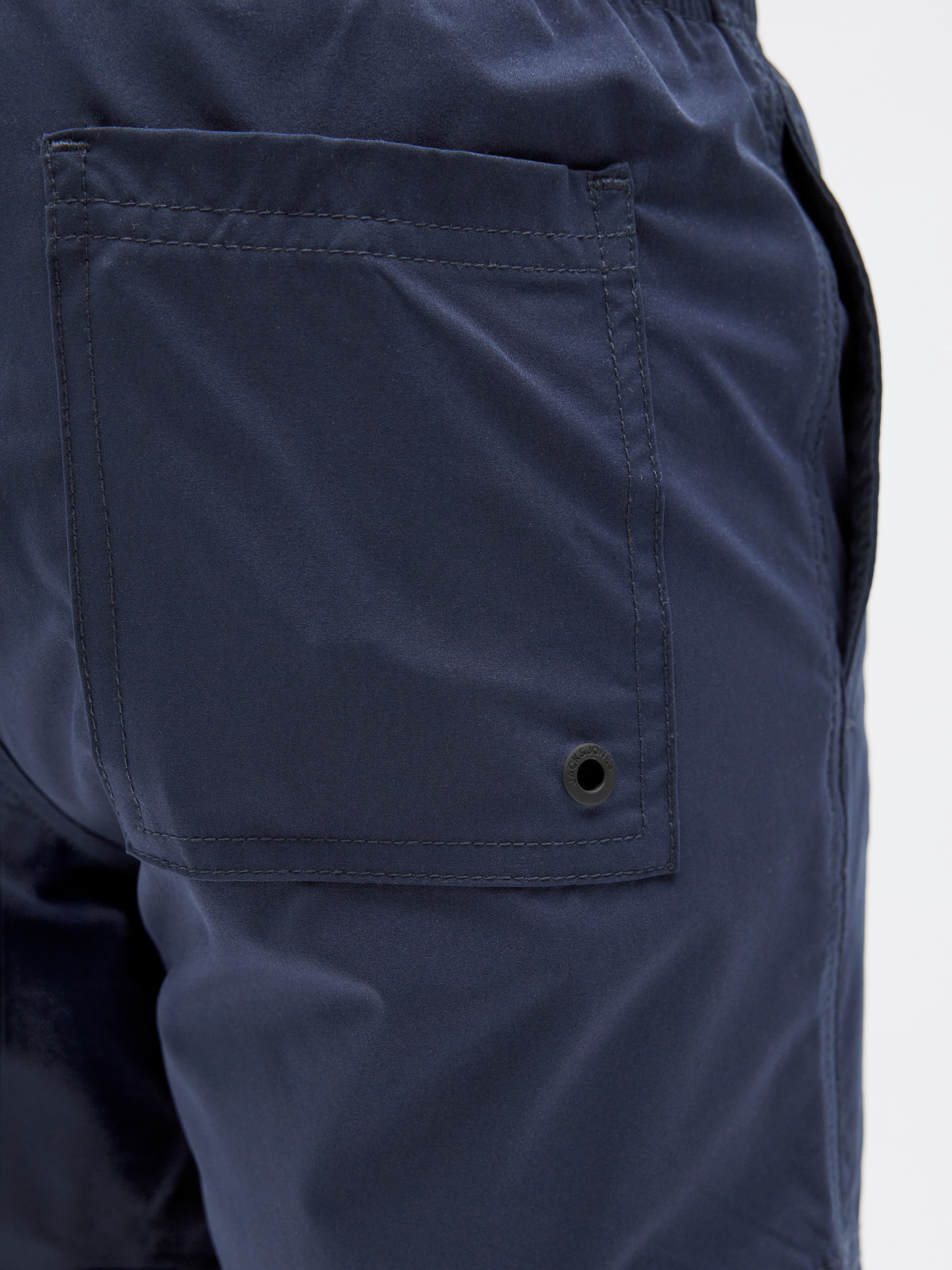 Jack & Jones Junior Badeshorts »JPSTMAUI mit Logoprint und praktischen Taschen«, bedruckt, modisch, regular fit, Web