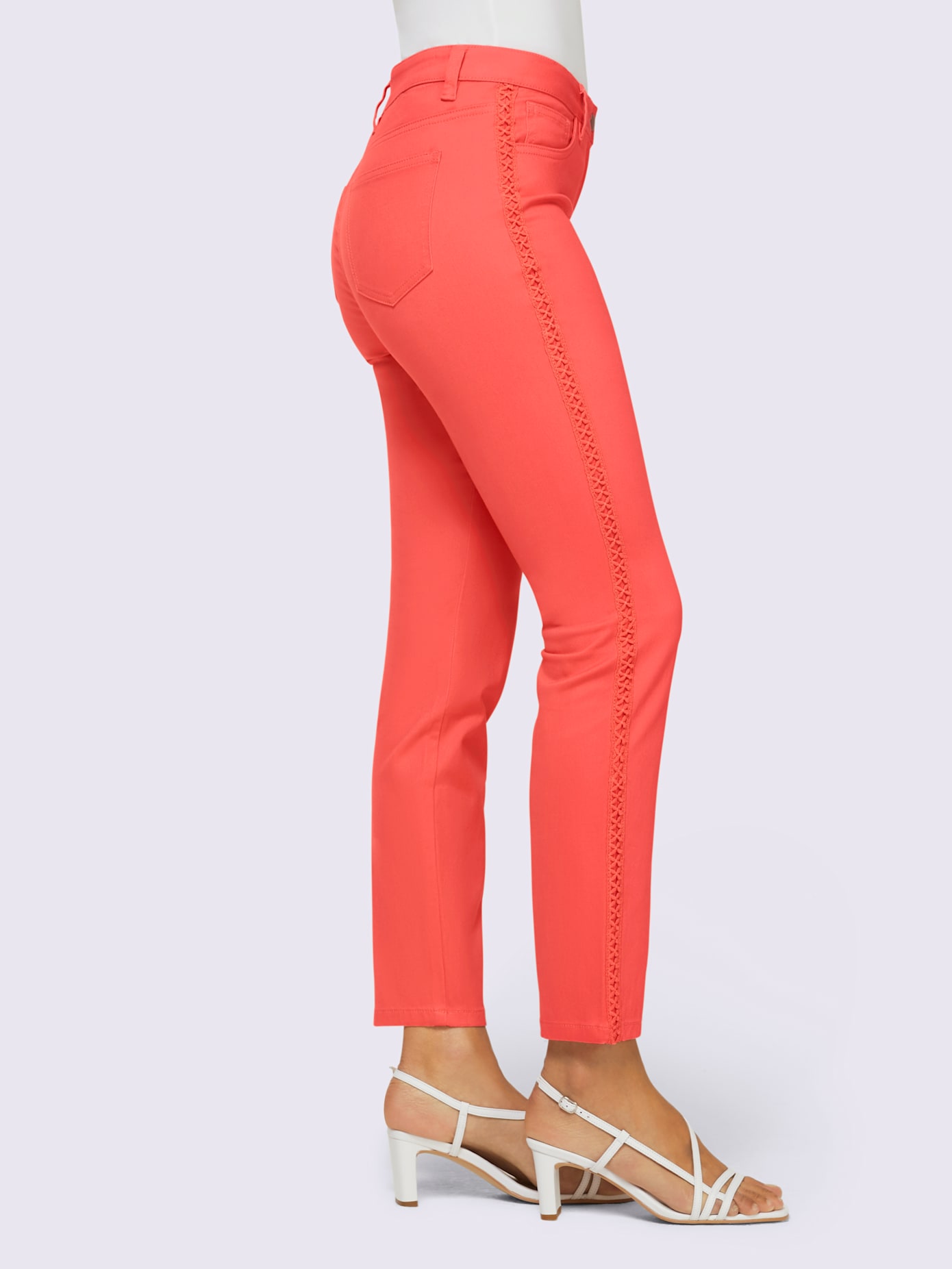 Pantalon dentelle macramé décorative