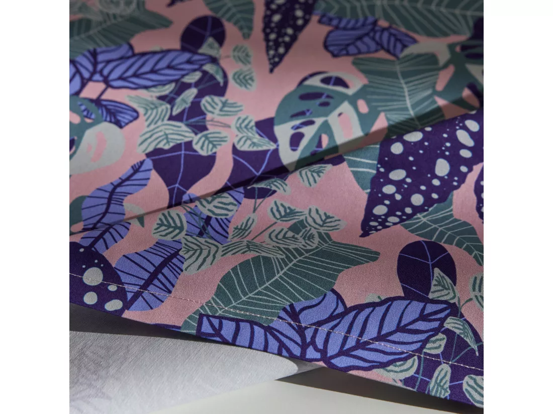 Chemin de table Hazel violet moyen 40 x 180