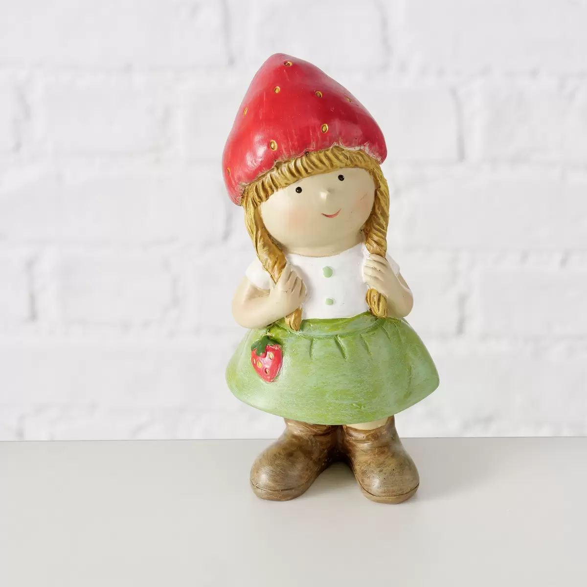 Kind Erdbeere Emily Bunt