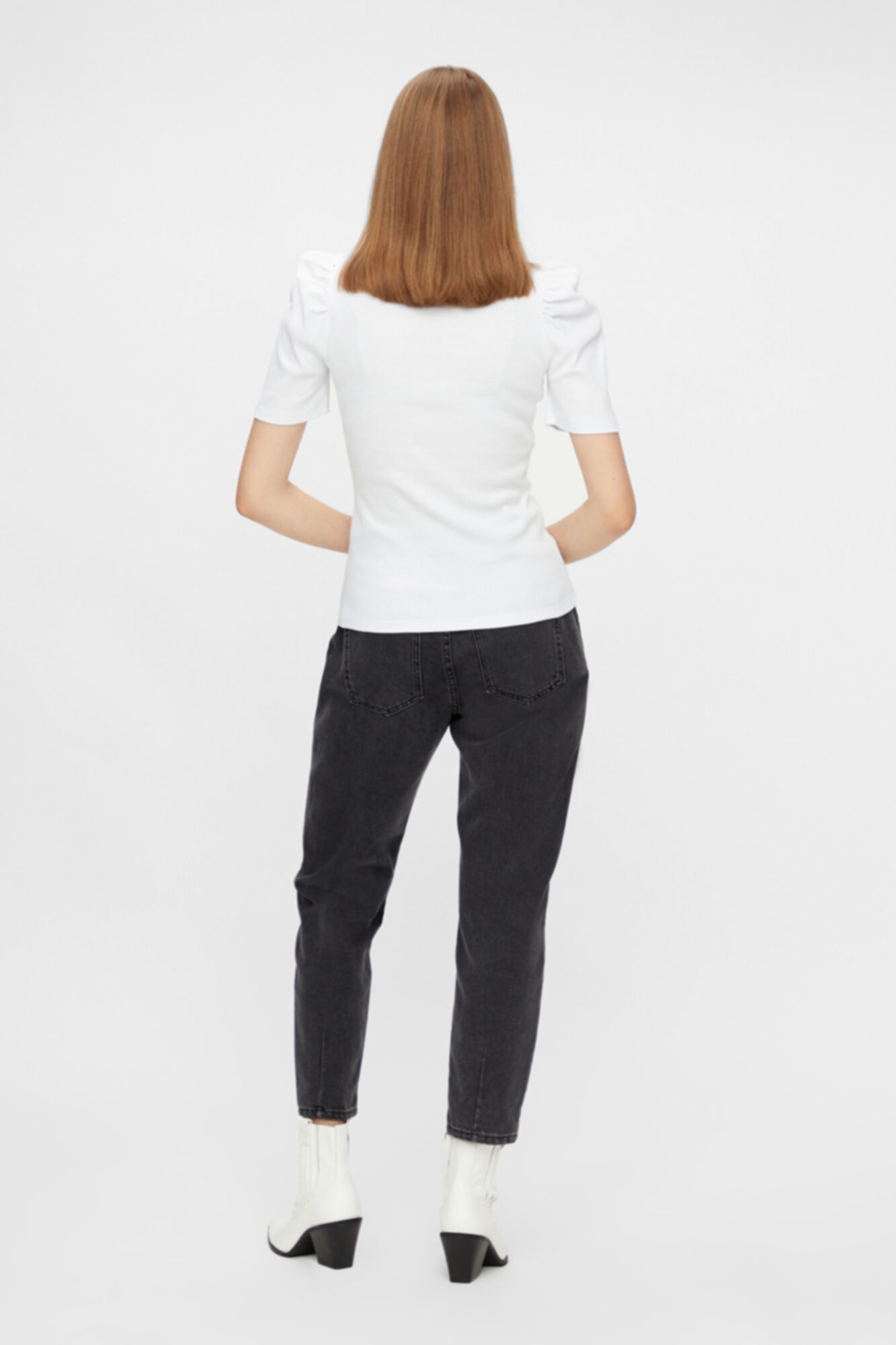 Blusa com mangas bufantes
