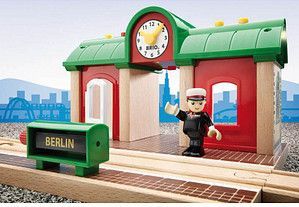 BRIO Treinstation met Geluidsopname Functie - 33578