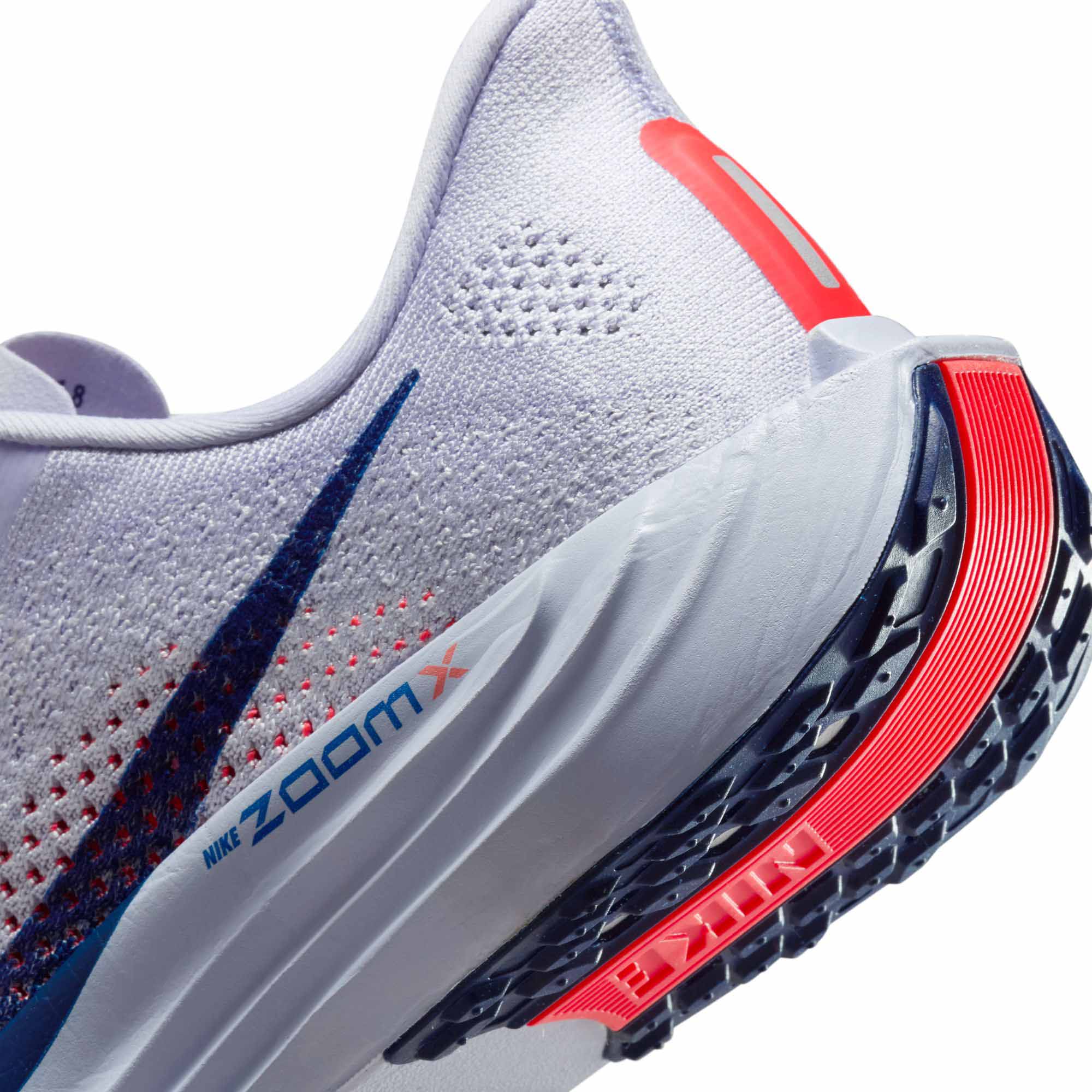 Pegasus Plus Dame 005/Ghost/Blue Void/Blue Void/Bright Crimson