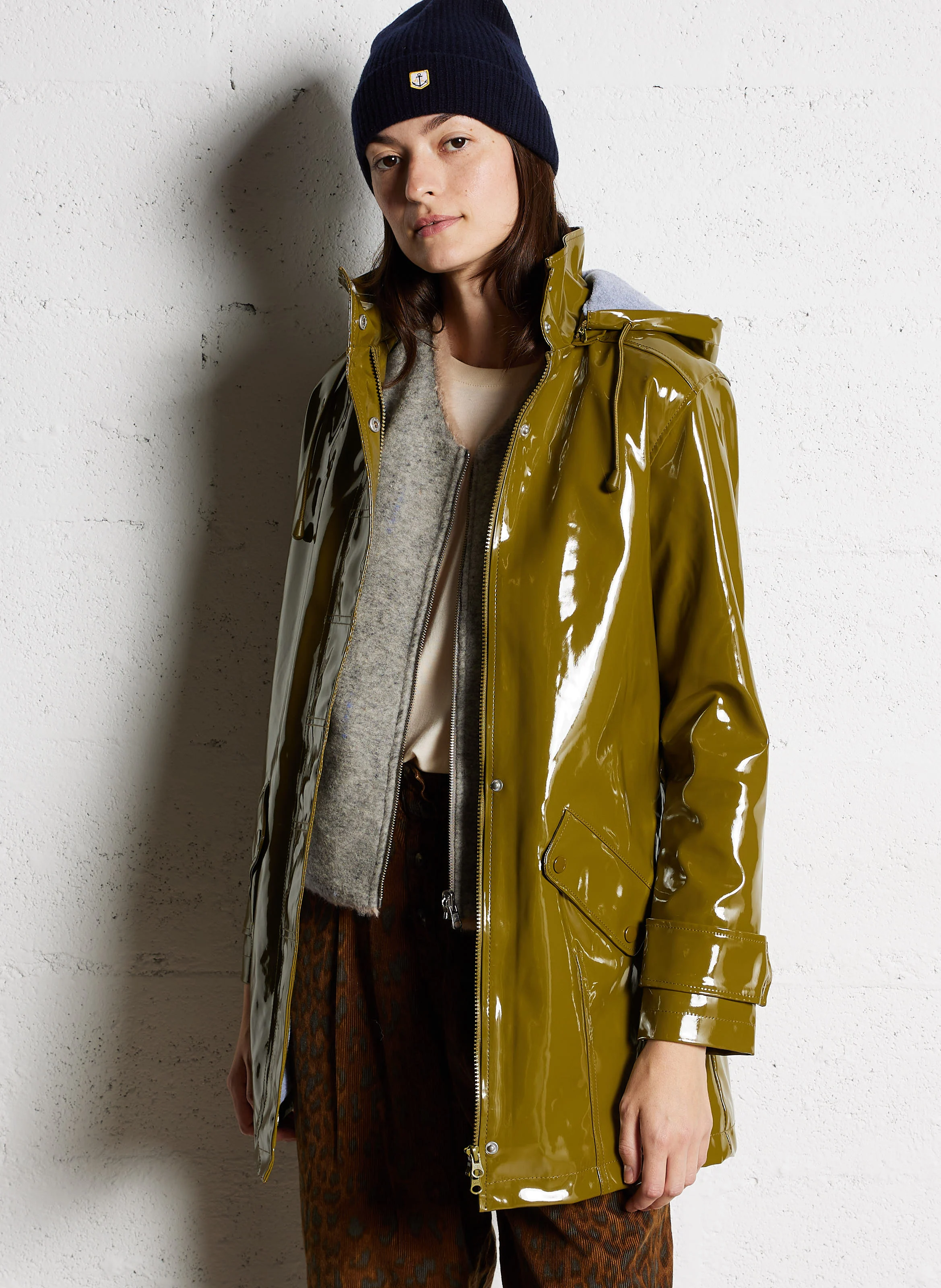 MAÉ - Imperméable à capuche vernis | Vert