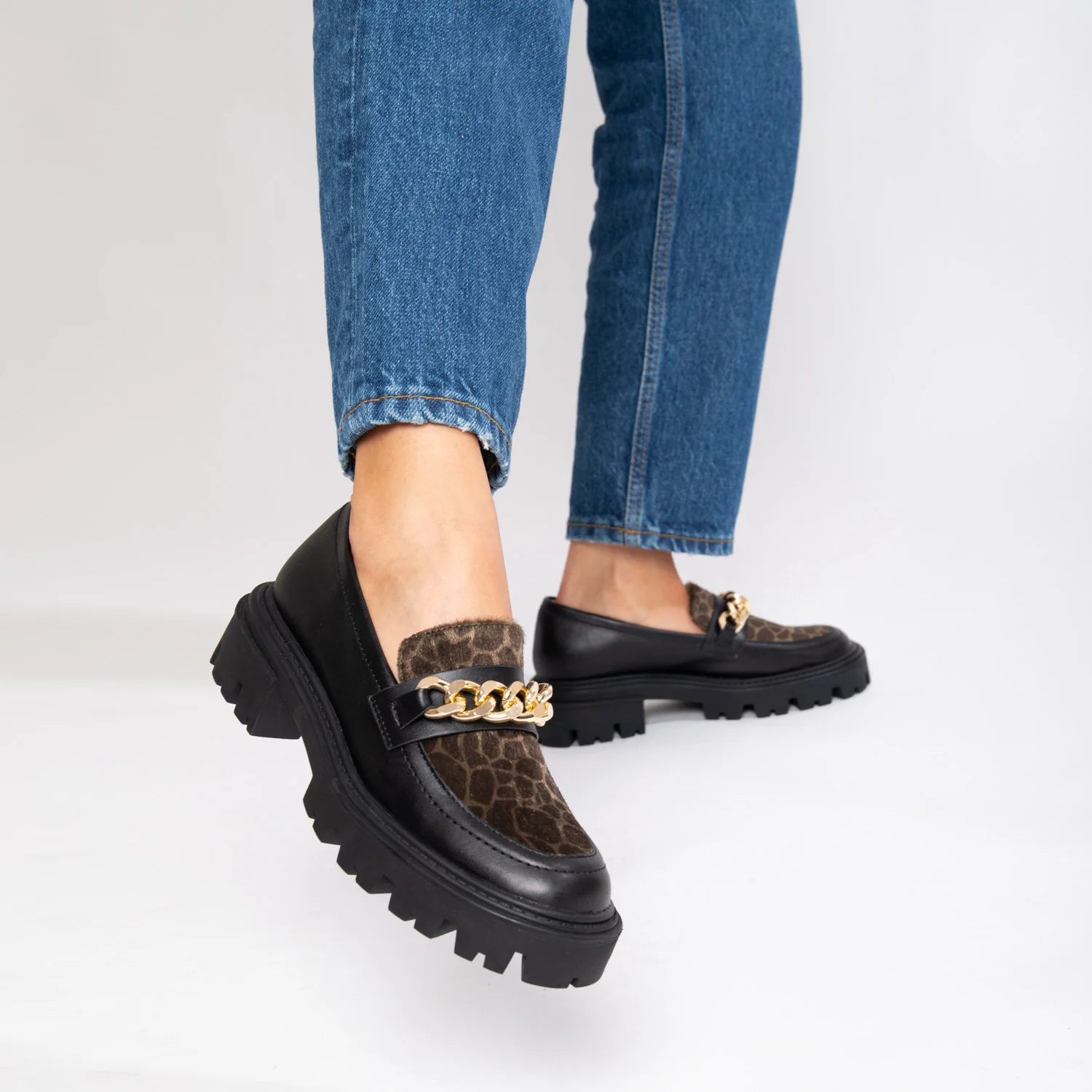 Mocassins, Derbies, Ballerines-Mocassins Simone noir et kaki à semelle crantée