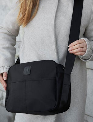 Elodie Cross Body Stelleveske, Black