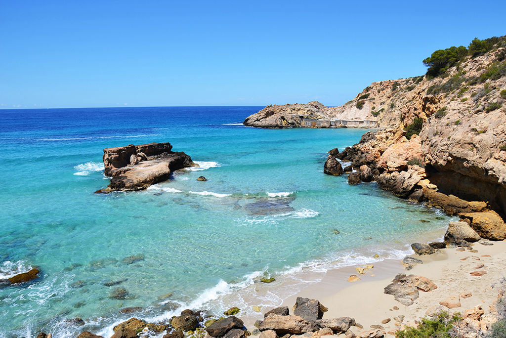 Vibra Cala Tarida Logies en ontbijt - Hotel