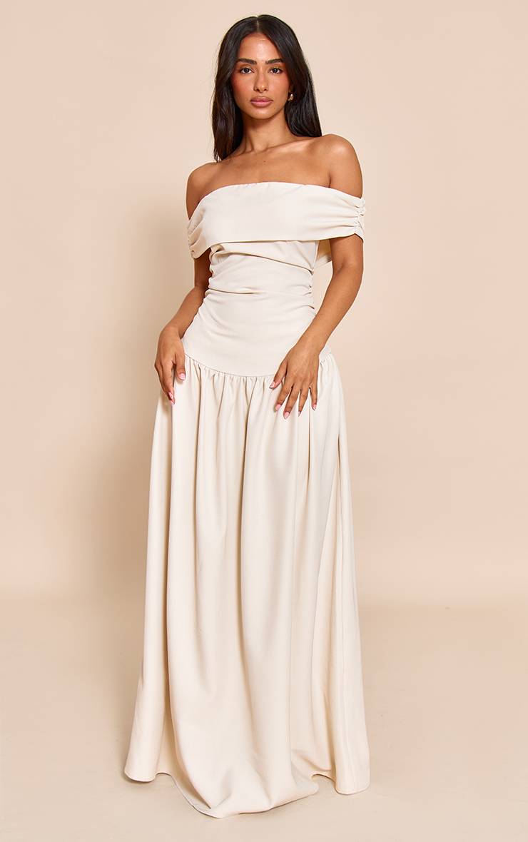 Amande Robe Maxi Plissée À Épaules Dénudées Petite
