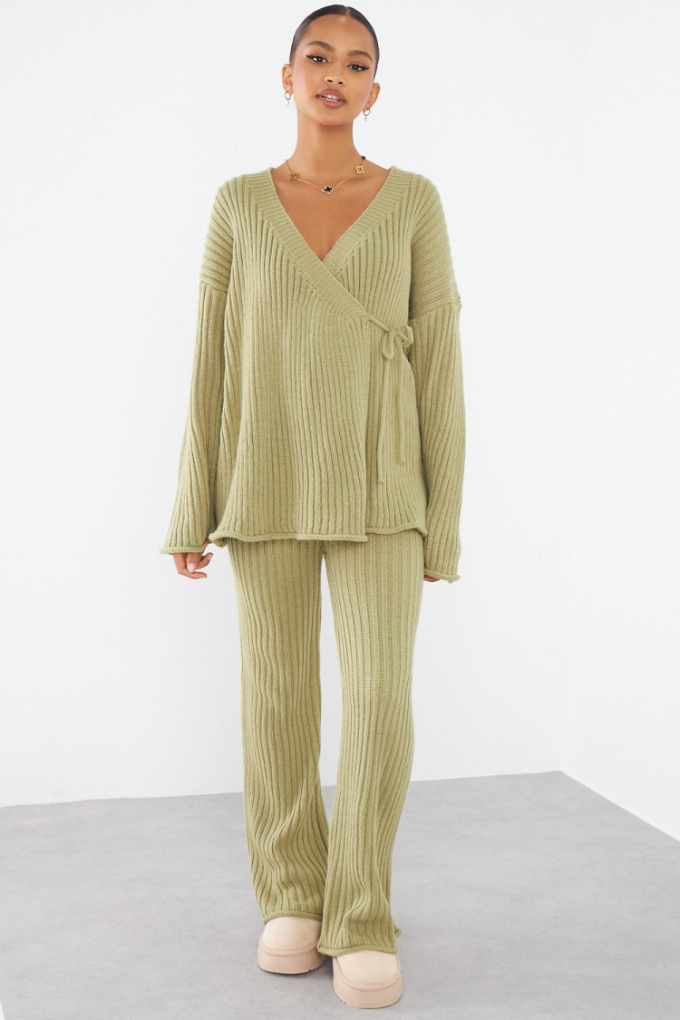 Ensemble 2 pièces gilet croisé + pantalon vert en maille