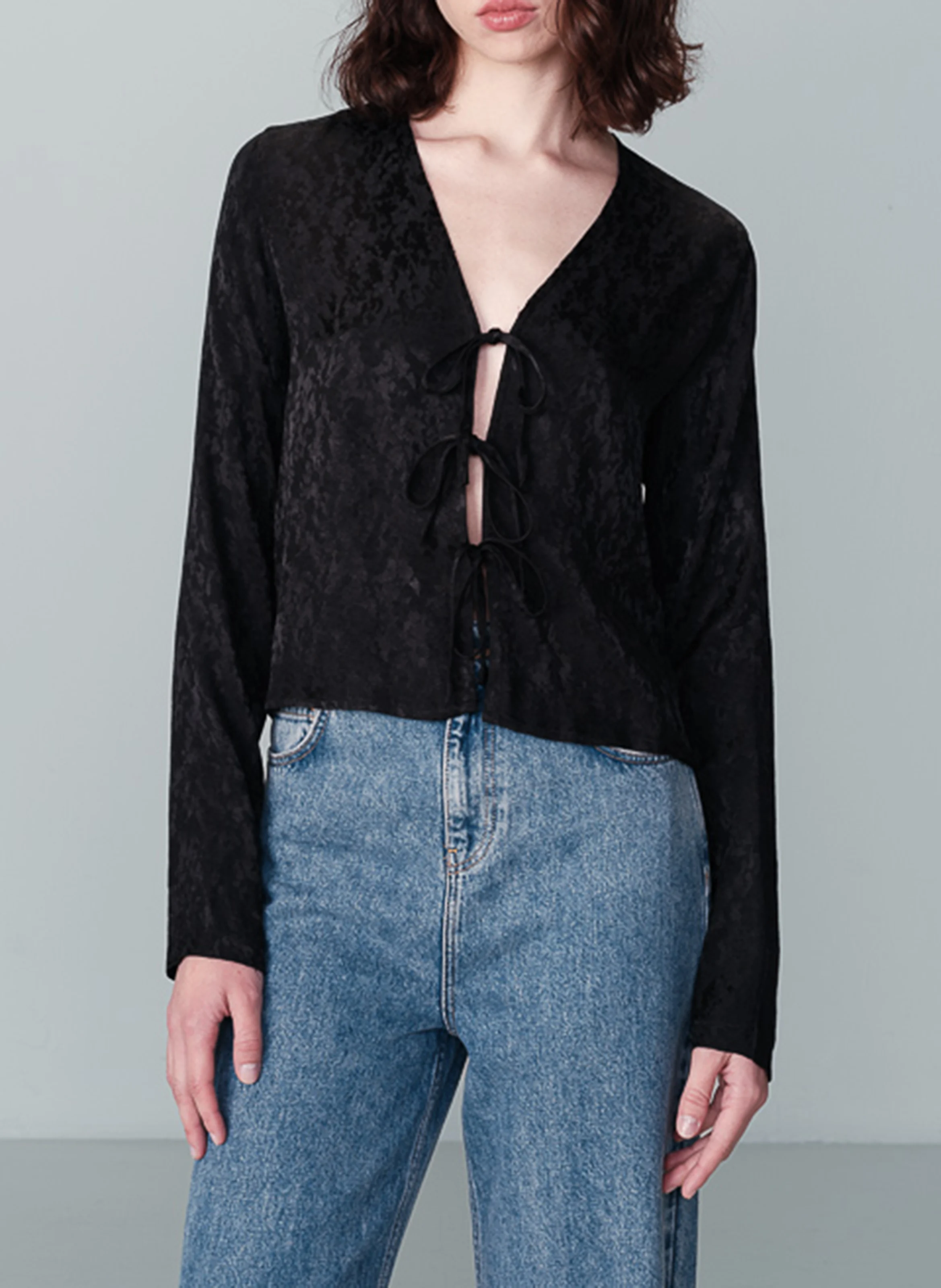 NUCCIA - Top col V jacquard | Noir
