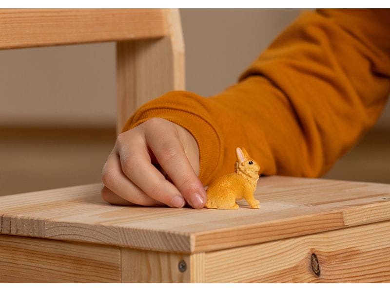 Schleich Spielzeugfigur Farm World Löwenkopfkaninchen Spielzeug-Tierfigur