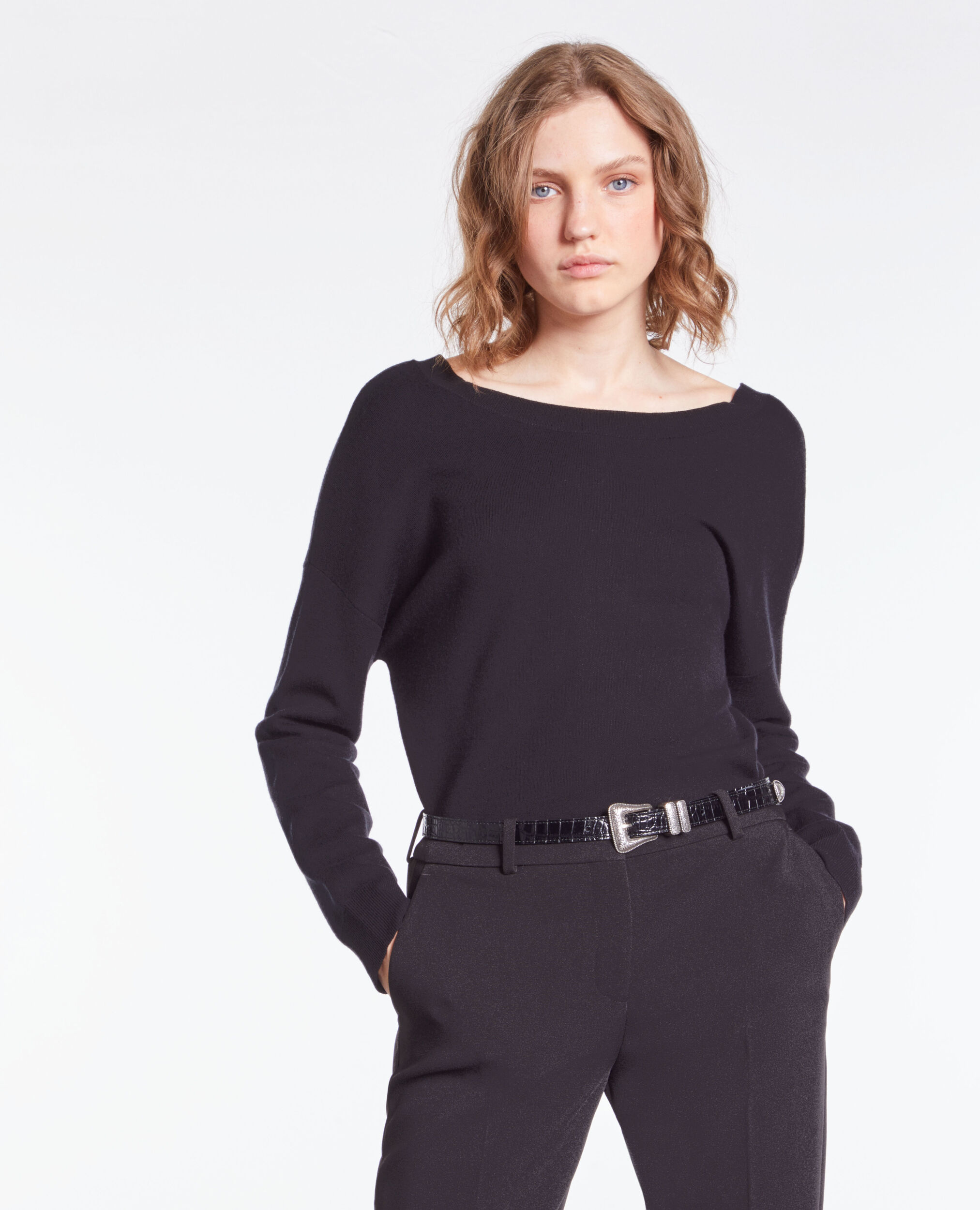 Pull avec boutonnage dans le dos