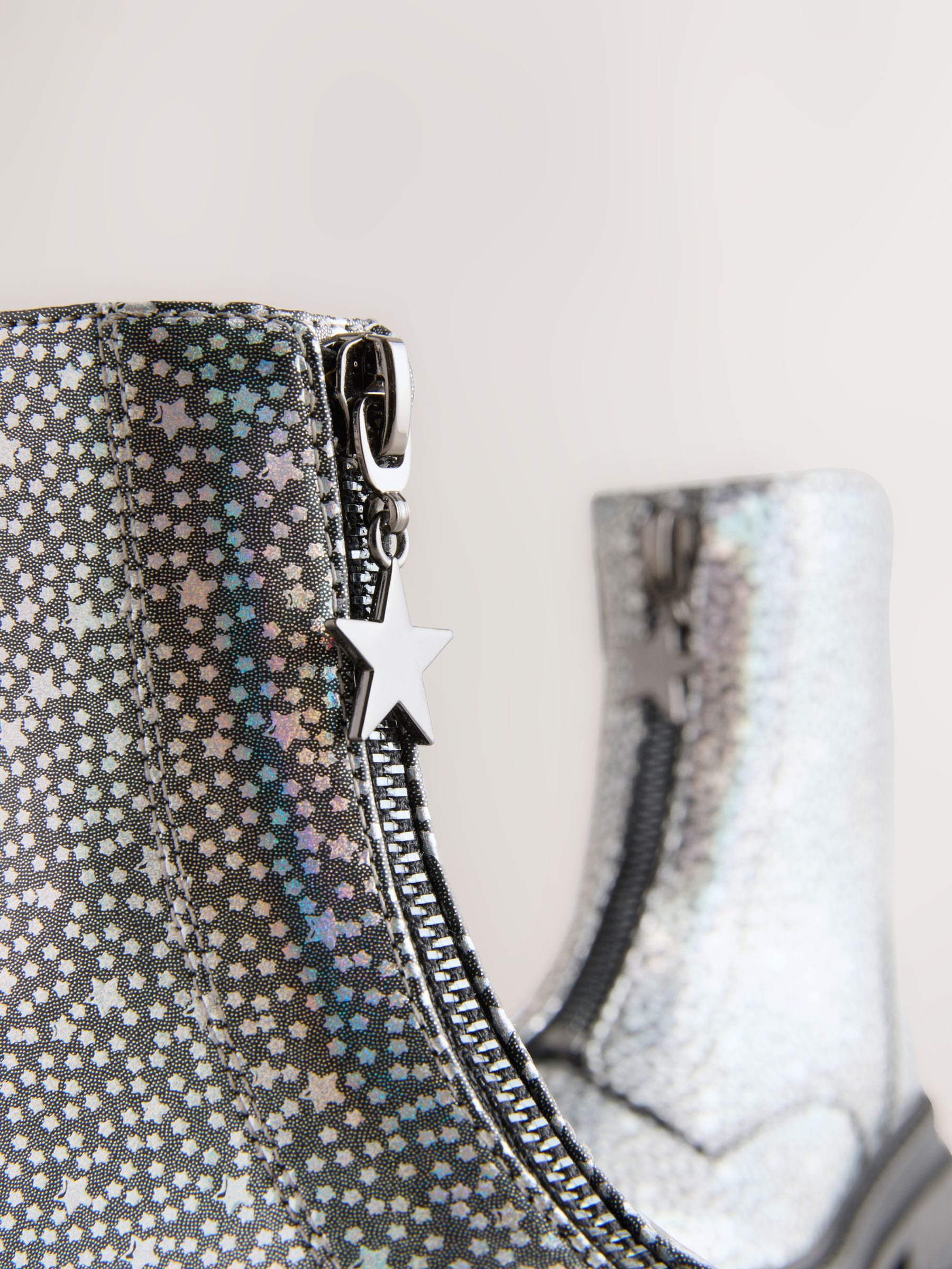 Silver Metallic Stars - Enkellaarzen met rits aan de voorkant