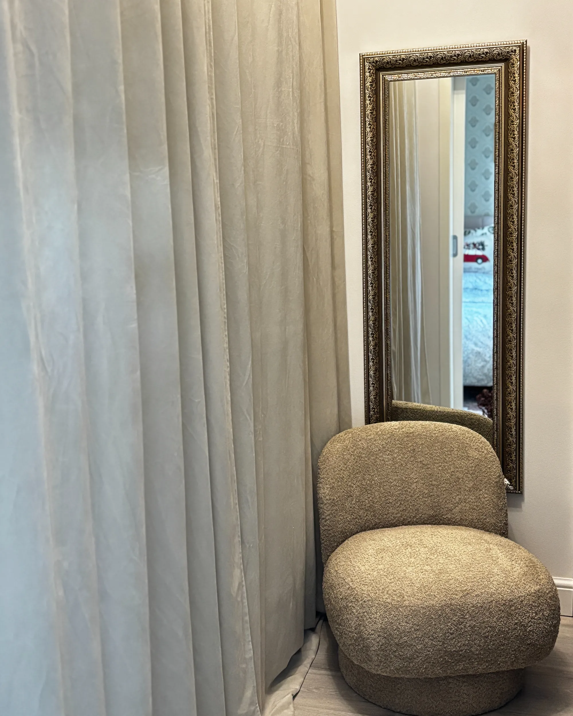 Wandspiegel ASPEN 51 cm 141 cm Goud