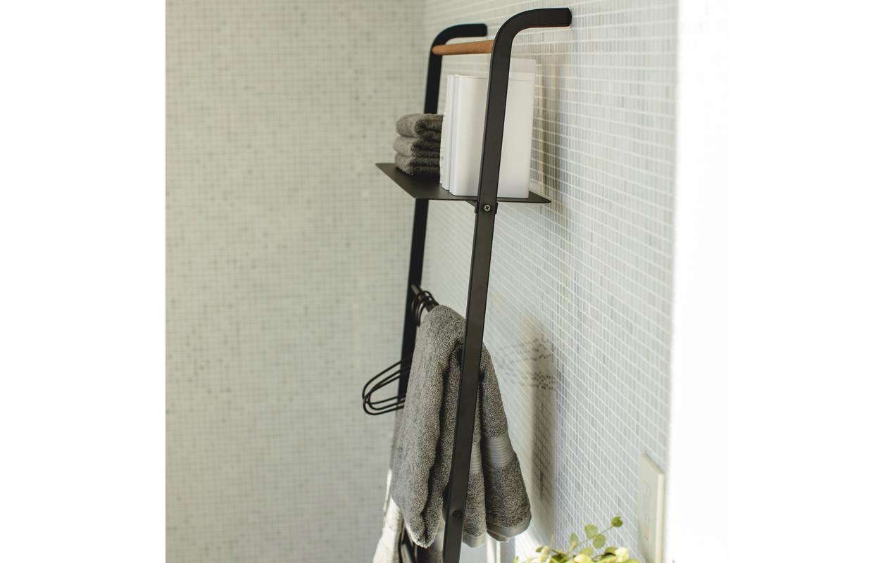 Leiter Tower 160 cm, Schwarz<br>Leiteraufhänger mit Regal