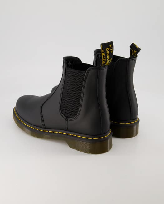 Dr. Martens 2976 Chelsea Boots in Schwarz
