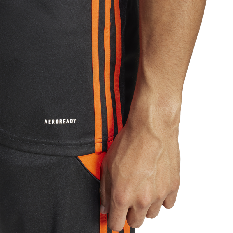 Tabela 23 Shirt