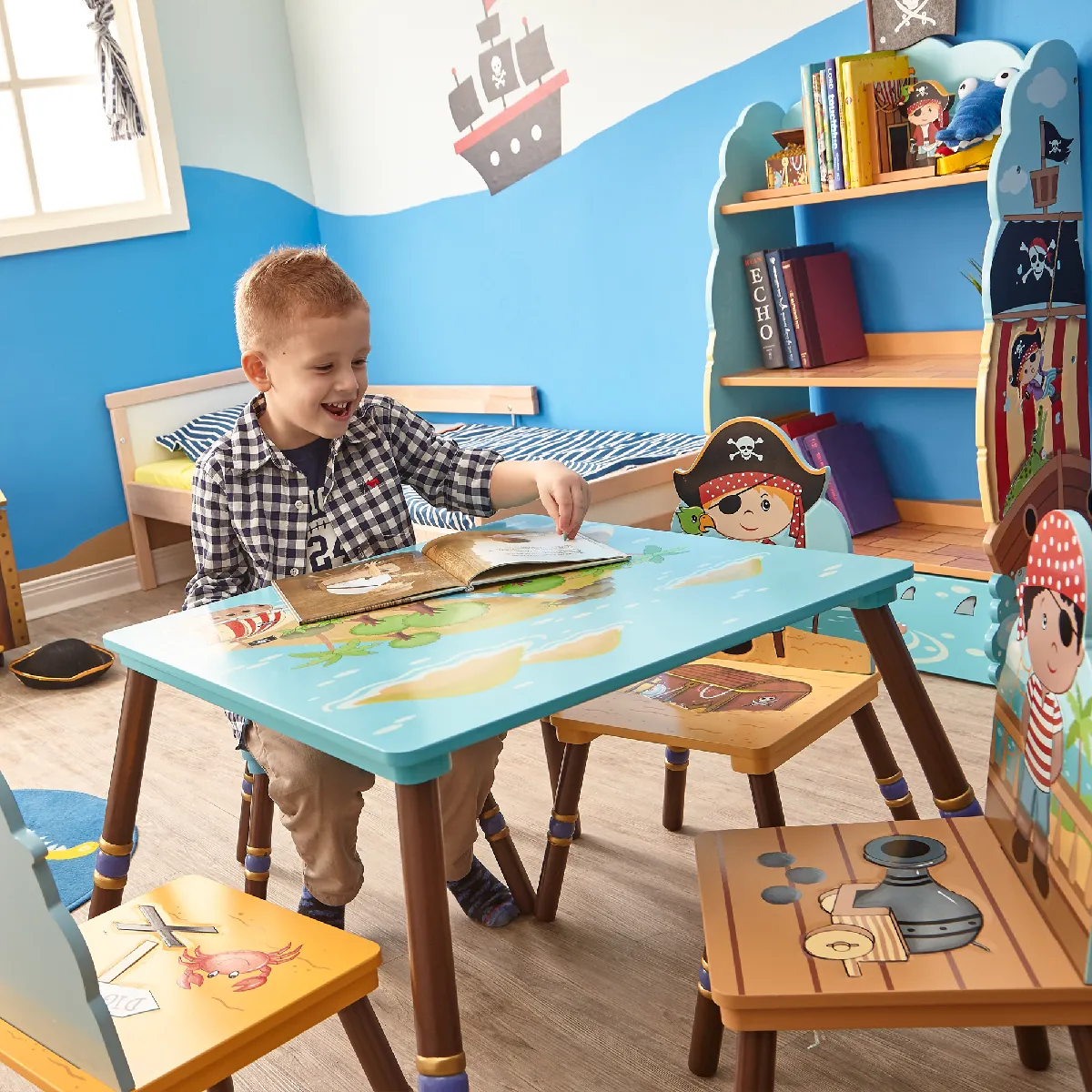 Fantasy Fields Table Enfant Pirate Island