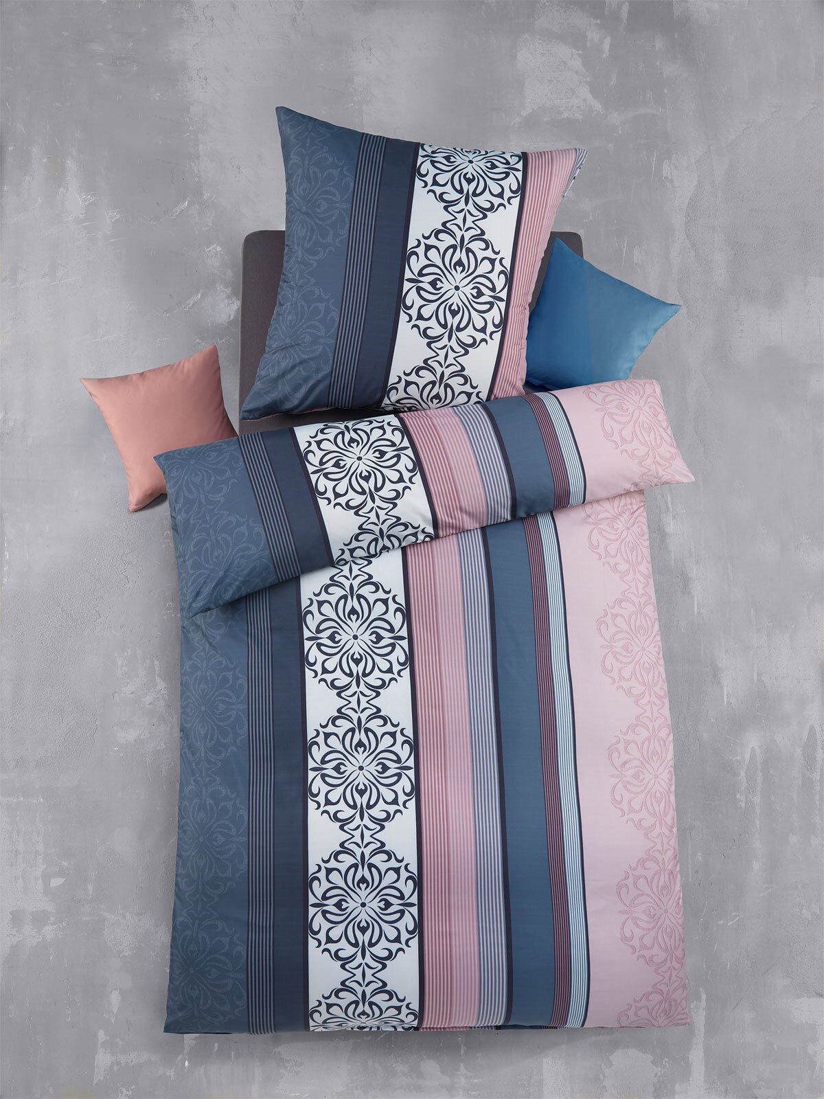 Mikrofaser-Bettwäsche LISIA 135 x 200 cm blau/rosa