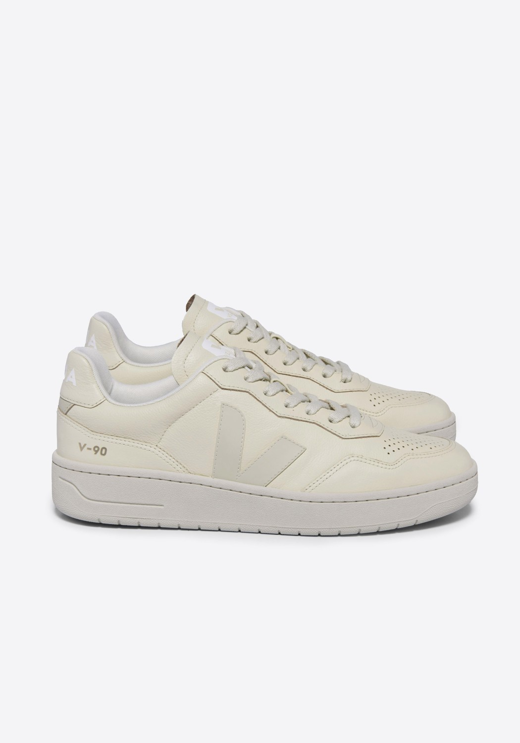 Veja Sneaker V-90 Leather Cashew Pierre