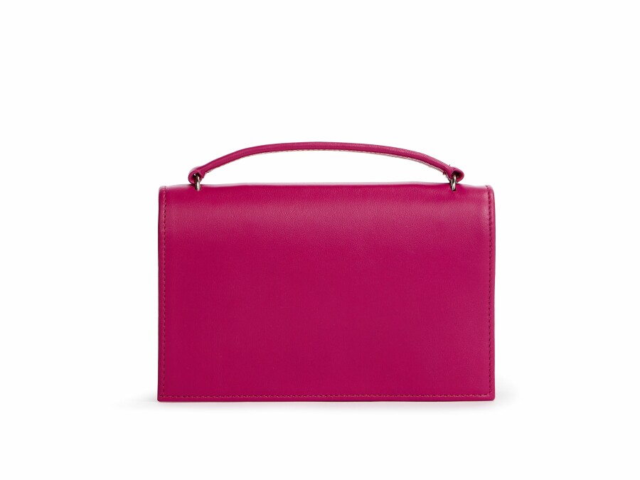 Fishy Basic fuchsia