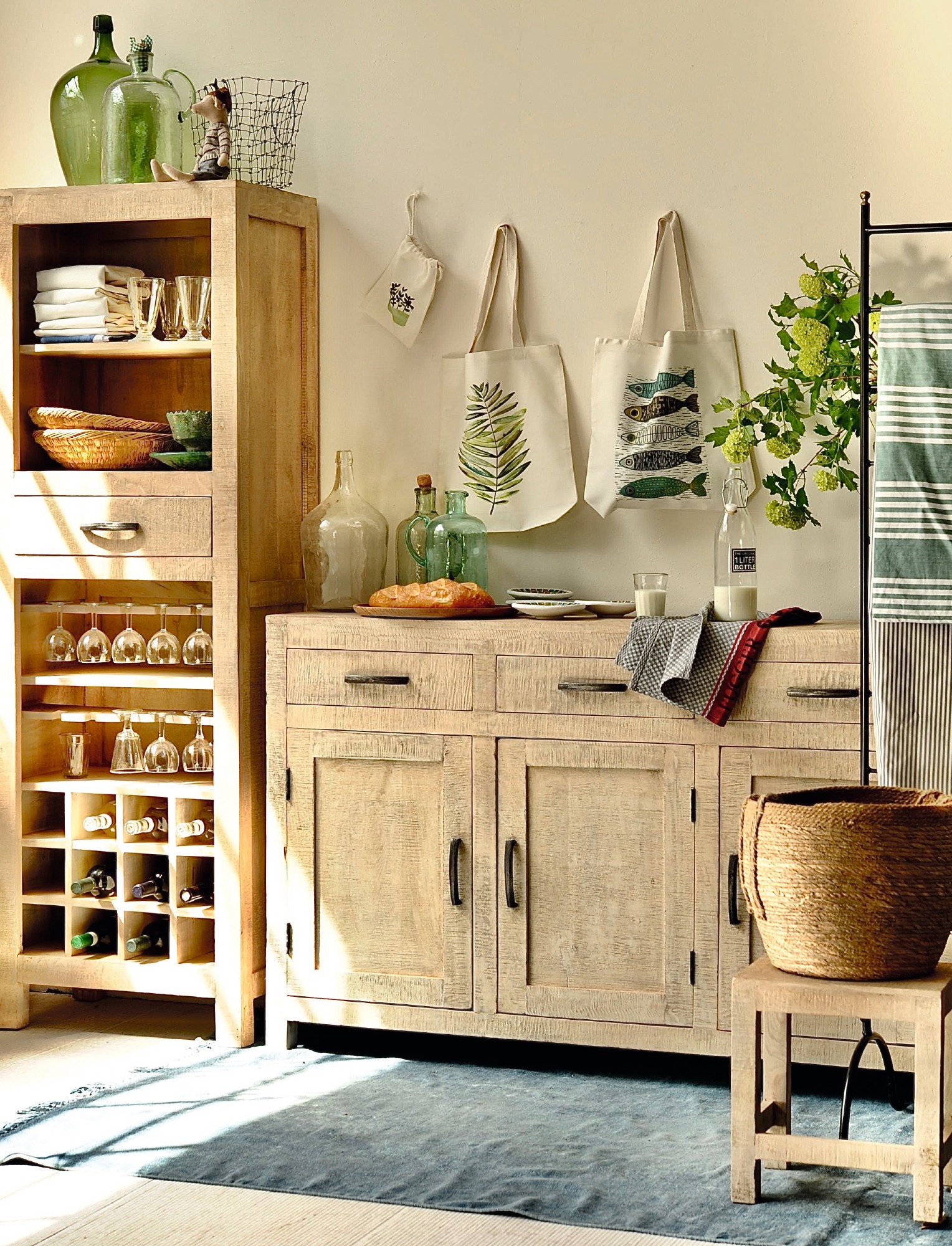 Sideboard 'Wackwolf', braun, L 40 cm, B 145 cm, H 90 cm von fischer's lagerhaus