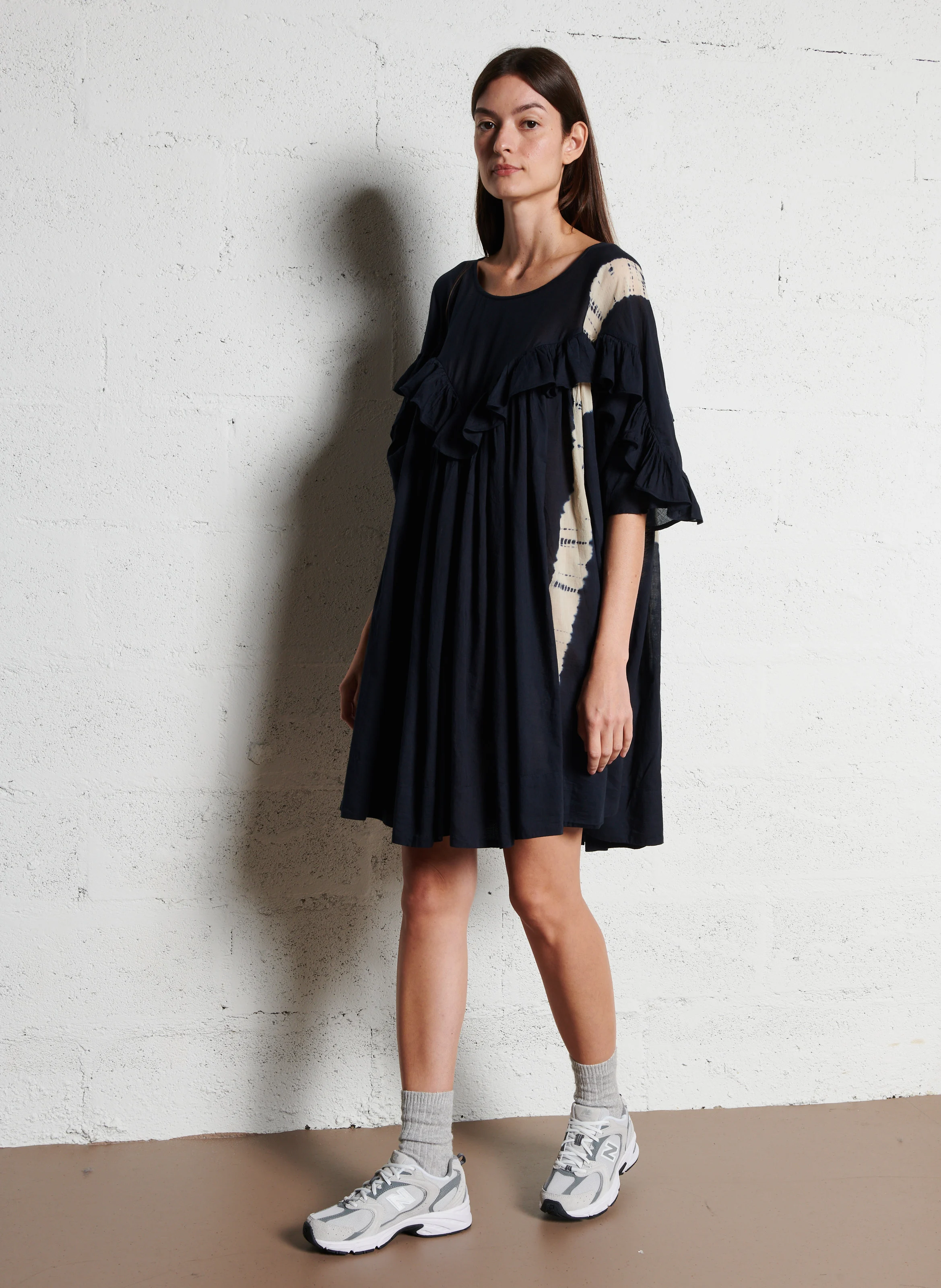 LUNE - Robe courte oversize col rond en coton | Noir