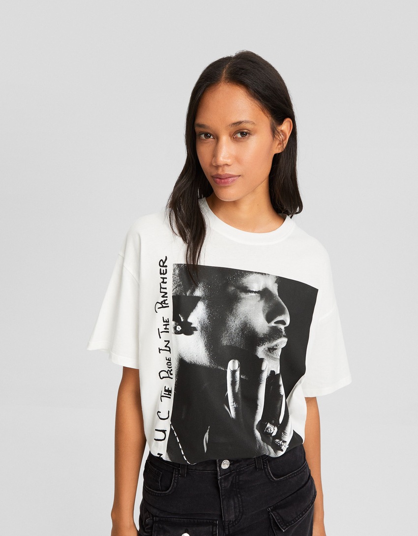 Camiseta oversized de manga curta com estampa do Tupac