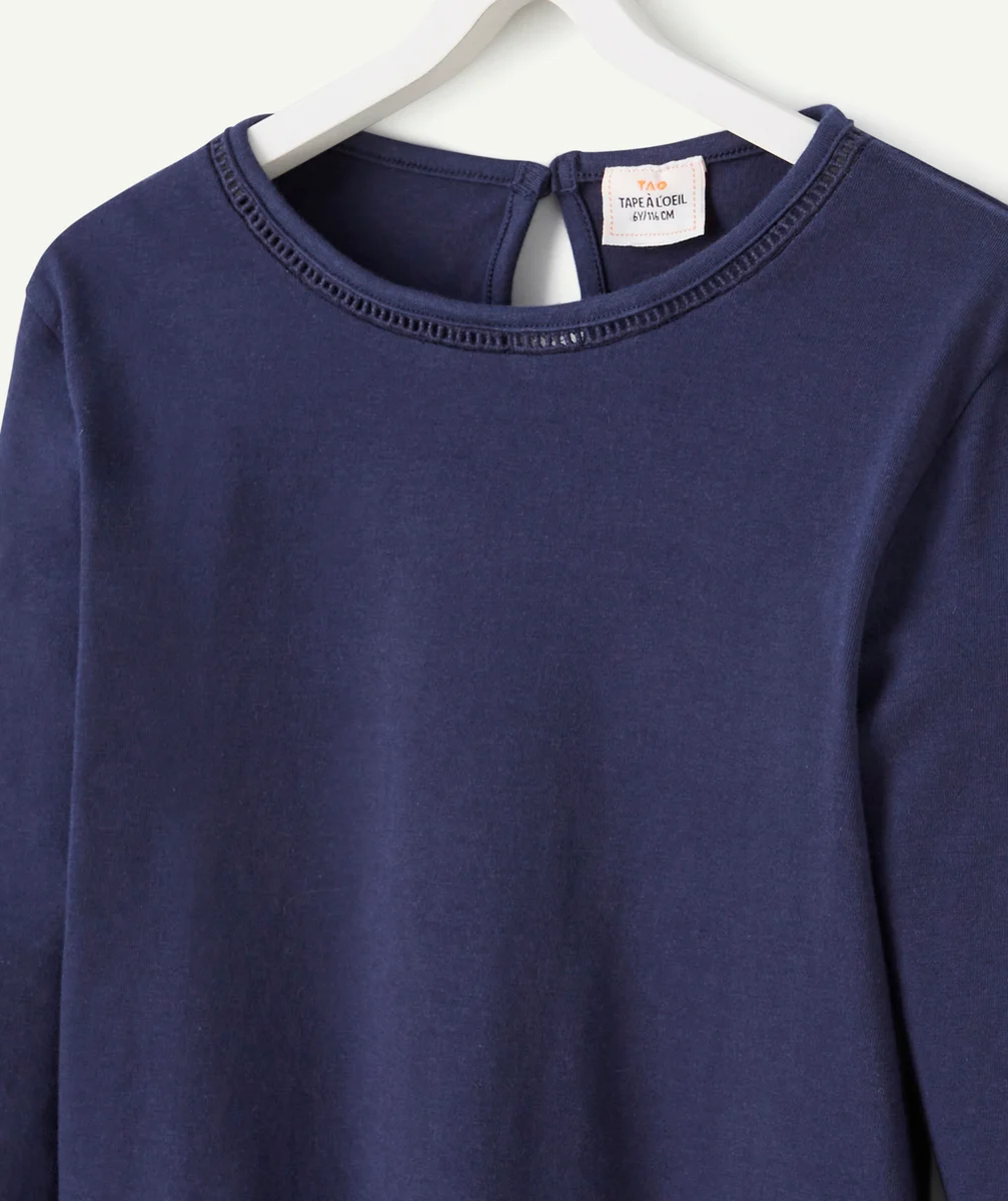 T-SHIRT FILLE EN COTON BIO BLEU MARINE AVEC DÉTAILS AJOURÉS