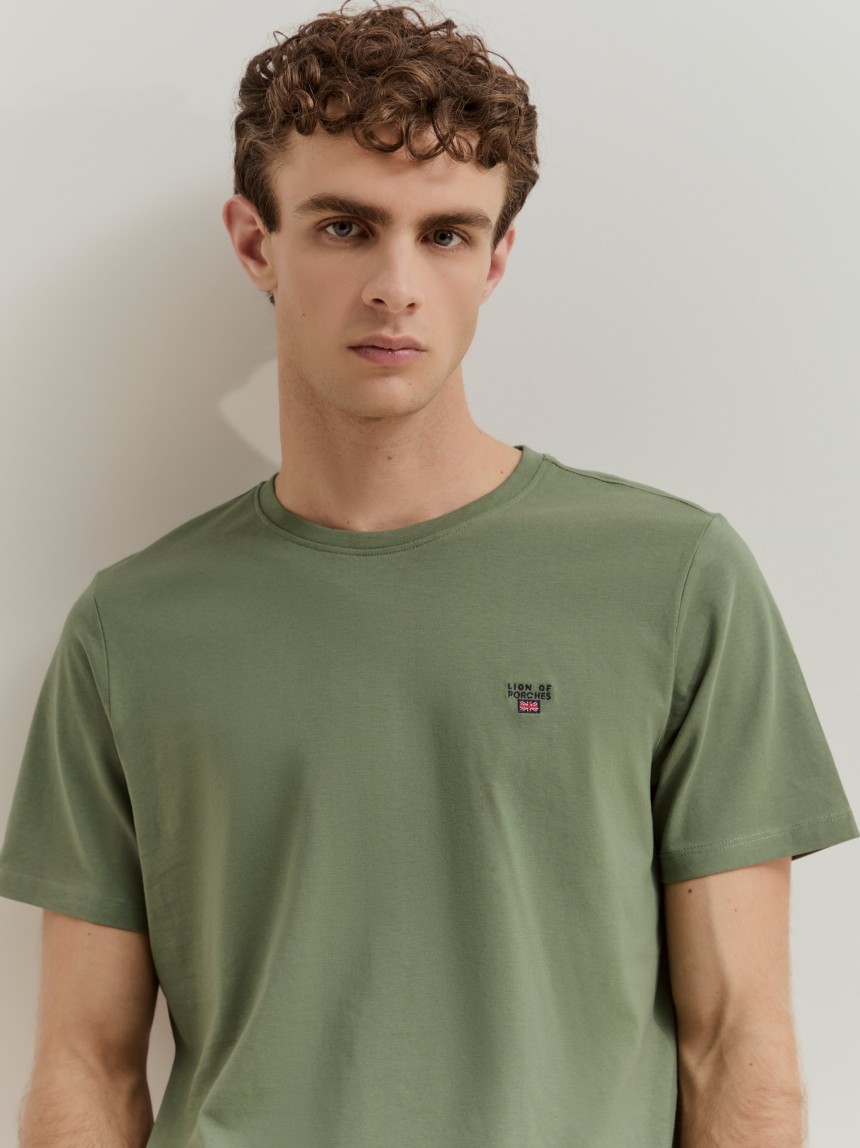 T-shirt básica em algodão