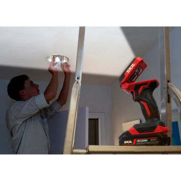 SKIL 20V LED bouwlamp / werklamp 3155CA met 2 lichtstanden (zonder accu)