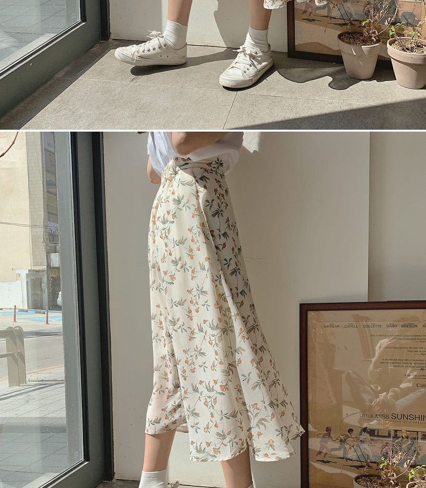 Leoom - Effen T-shirt met korte mouwen / Midi A-lijn rok met bloemenprint