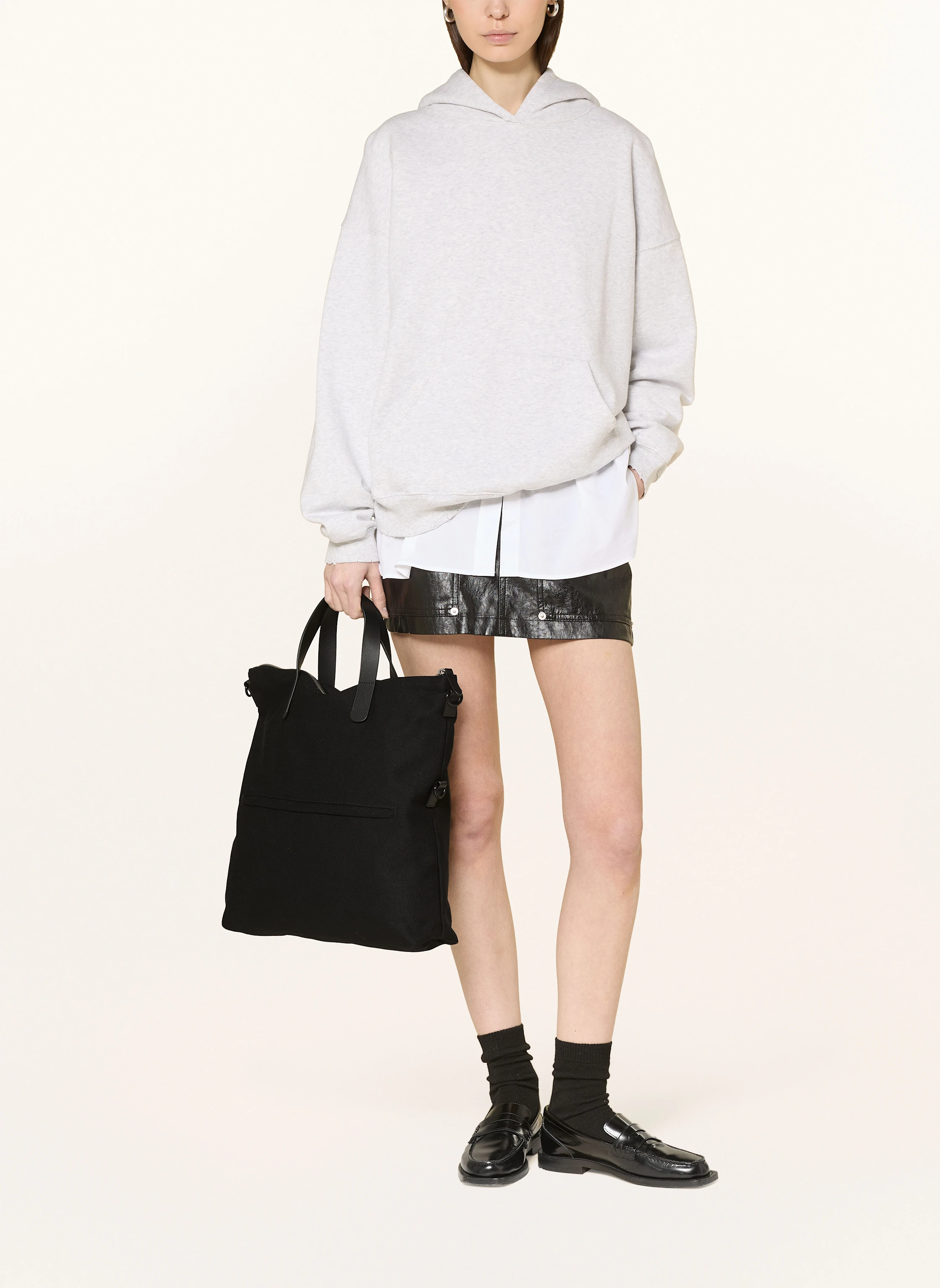 COS Shopper