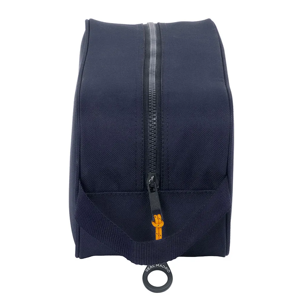 Bolsa para chuteiras do uniforme reserva do Real Madrid 24/25