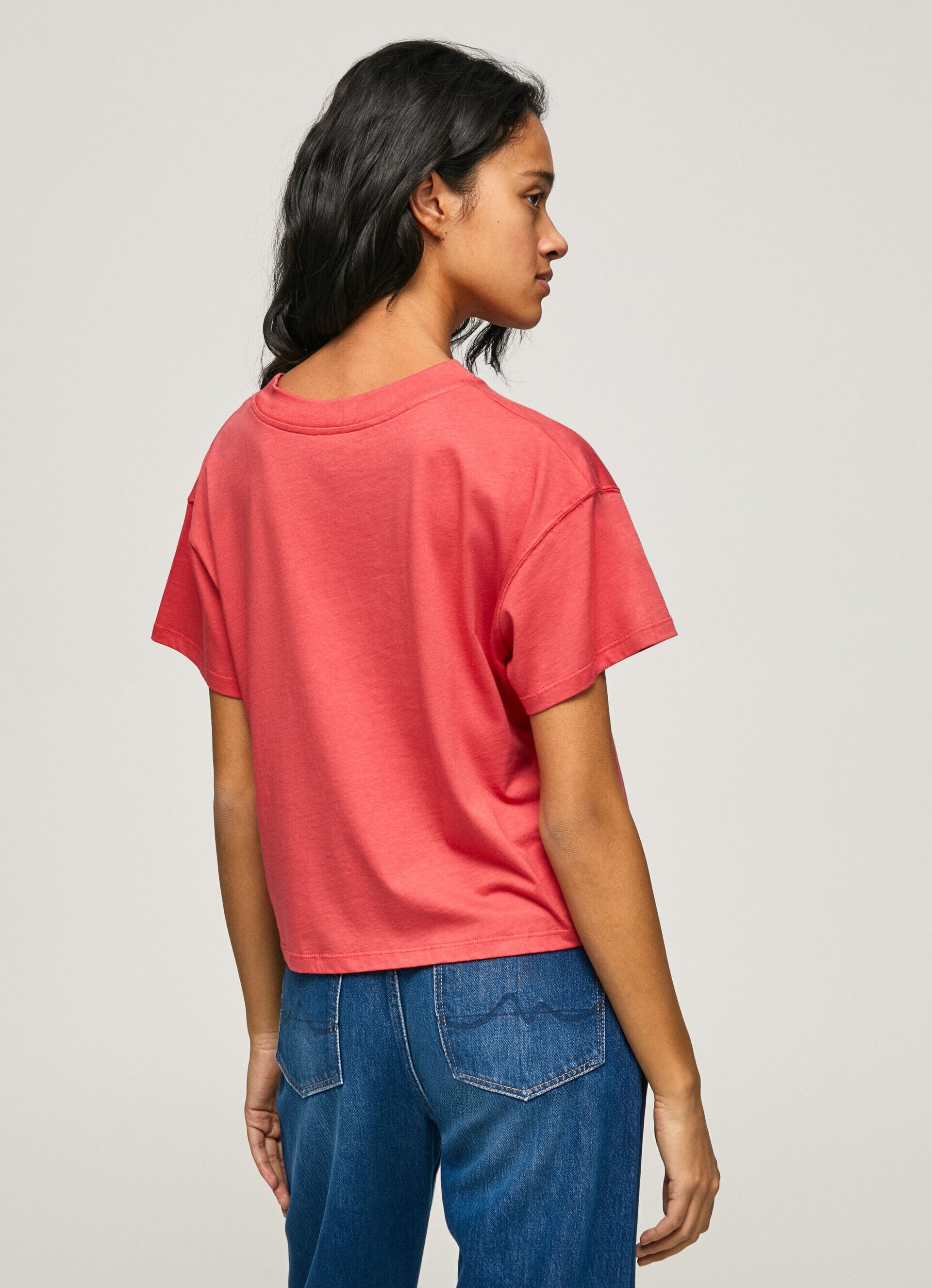 CAMISETA COM LOGOTIPO ESTAMPADO - vermelho estúdio