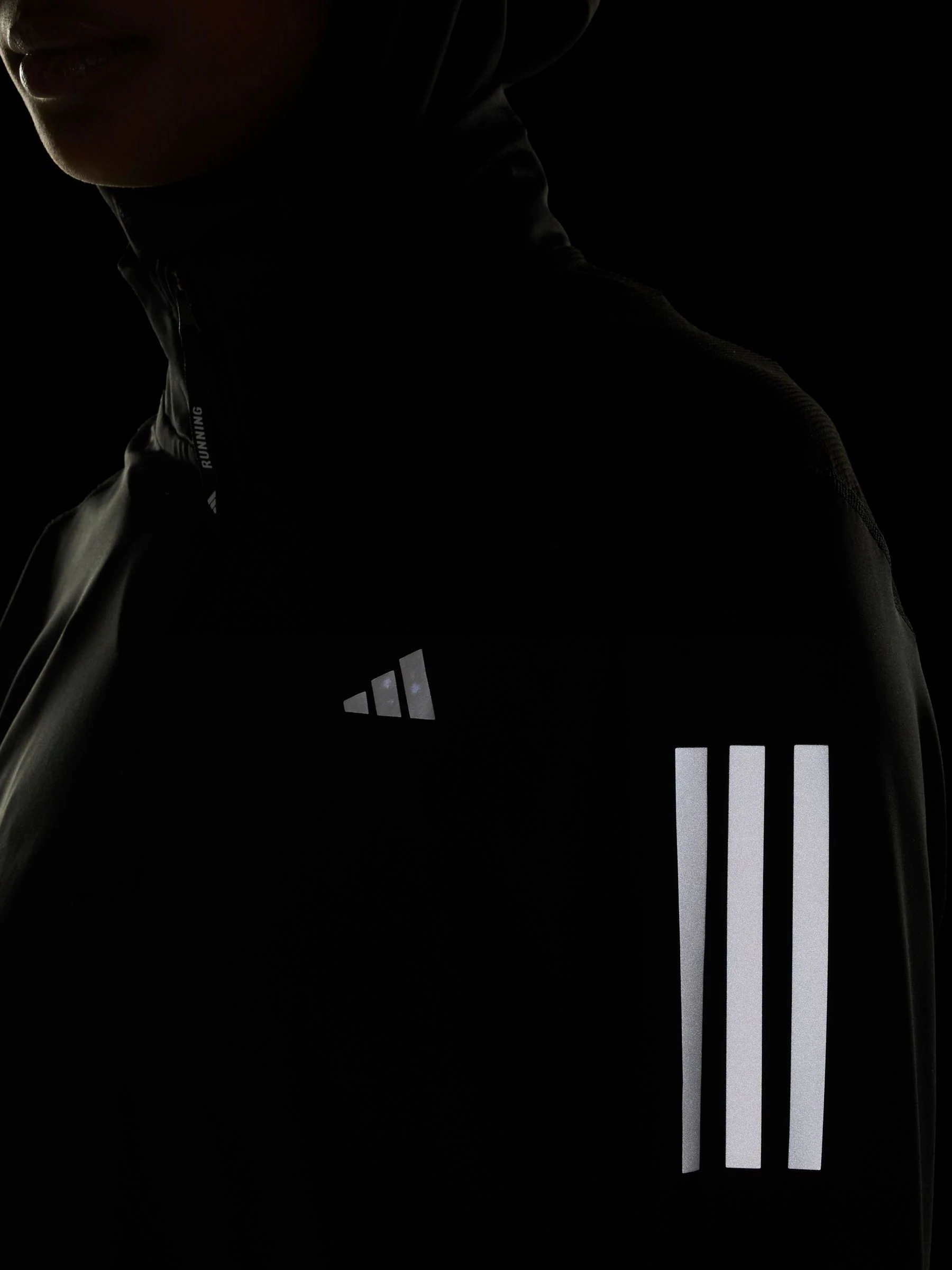 Zwart - adidas Own The Run sweatshirt met 1/2 rits