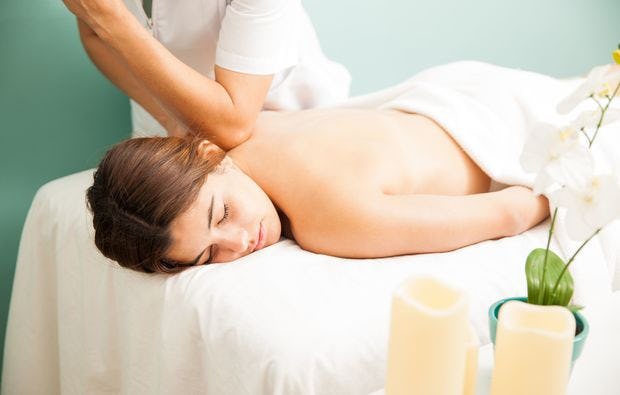 Lomi Lomi Massage in Dresden – 60 Minuten