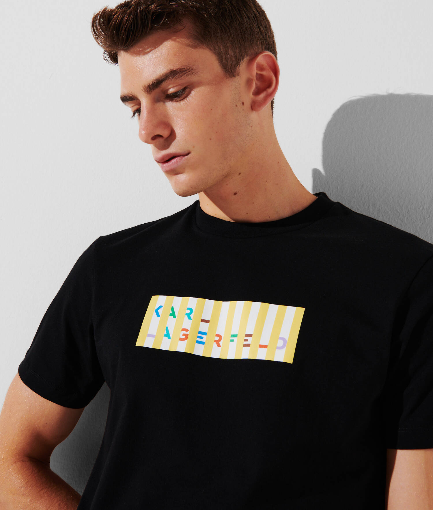 T-SHIRT DE PLAGE RAYÉ AVEC LOGO KARL