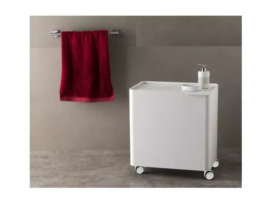 Meuble bac à linge roulant LUCCA avec système de fermeture douce