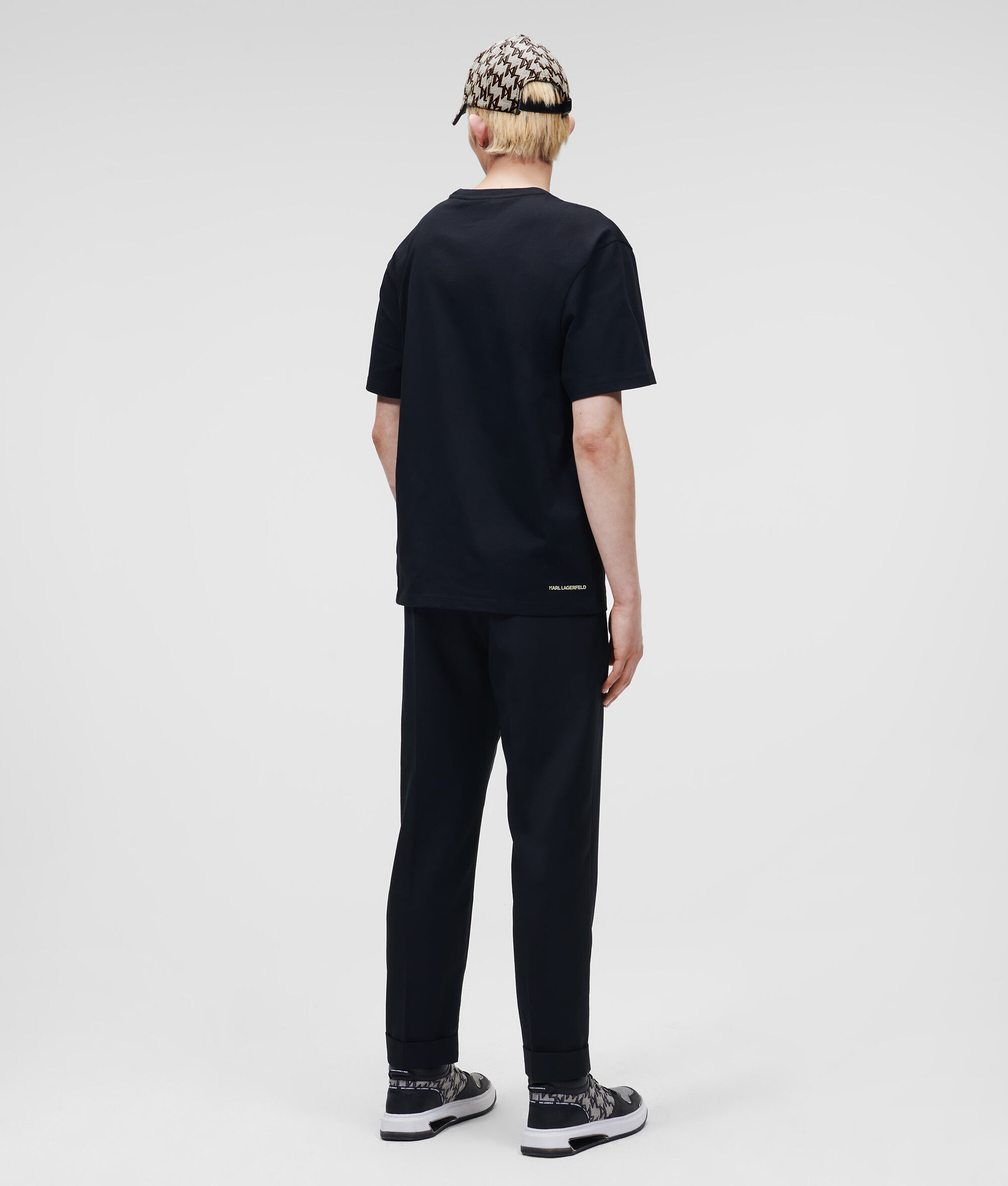 T-SHIRT EN SIMILI-CUIR AVEC LOGO KARL