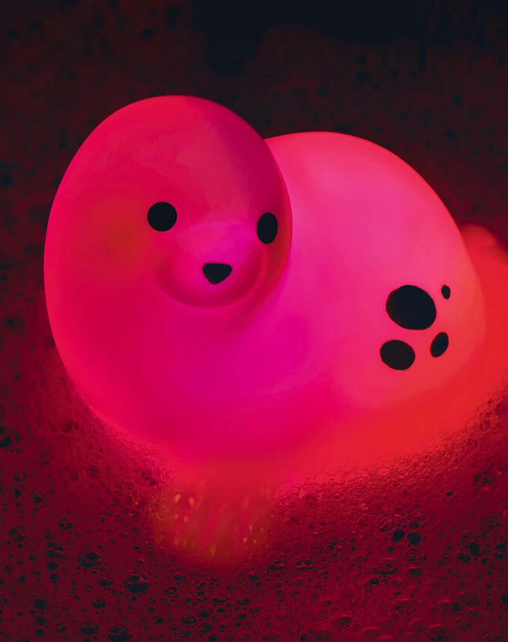 Badespielzeug LEUCHTENDE OZEANFREUNDE mit LED-Blinklicht