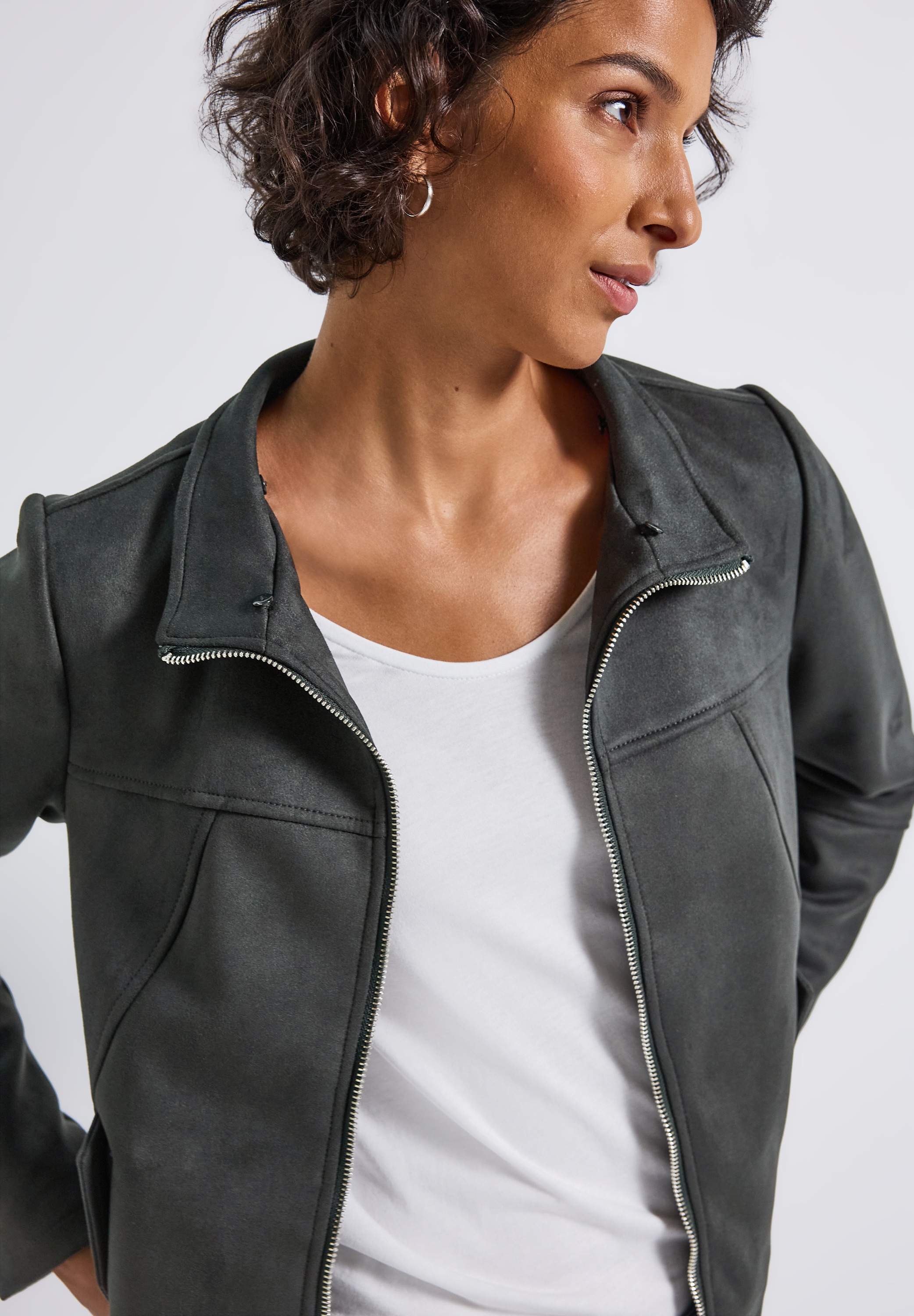 STREET ONE Blouson mitKapuze Kurze Jacke mit Stehkragen und abnehmbarer Kapuze