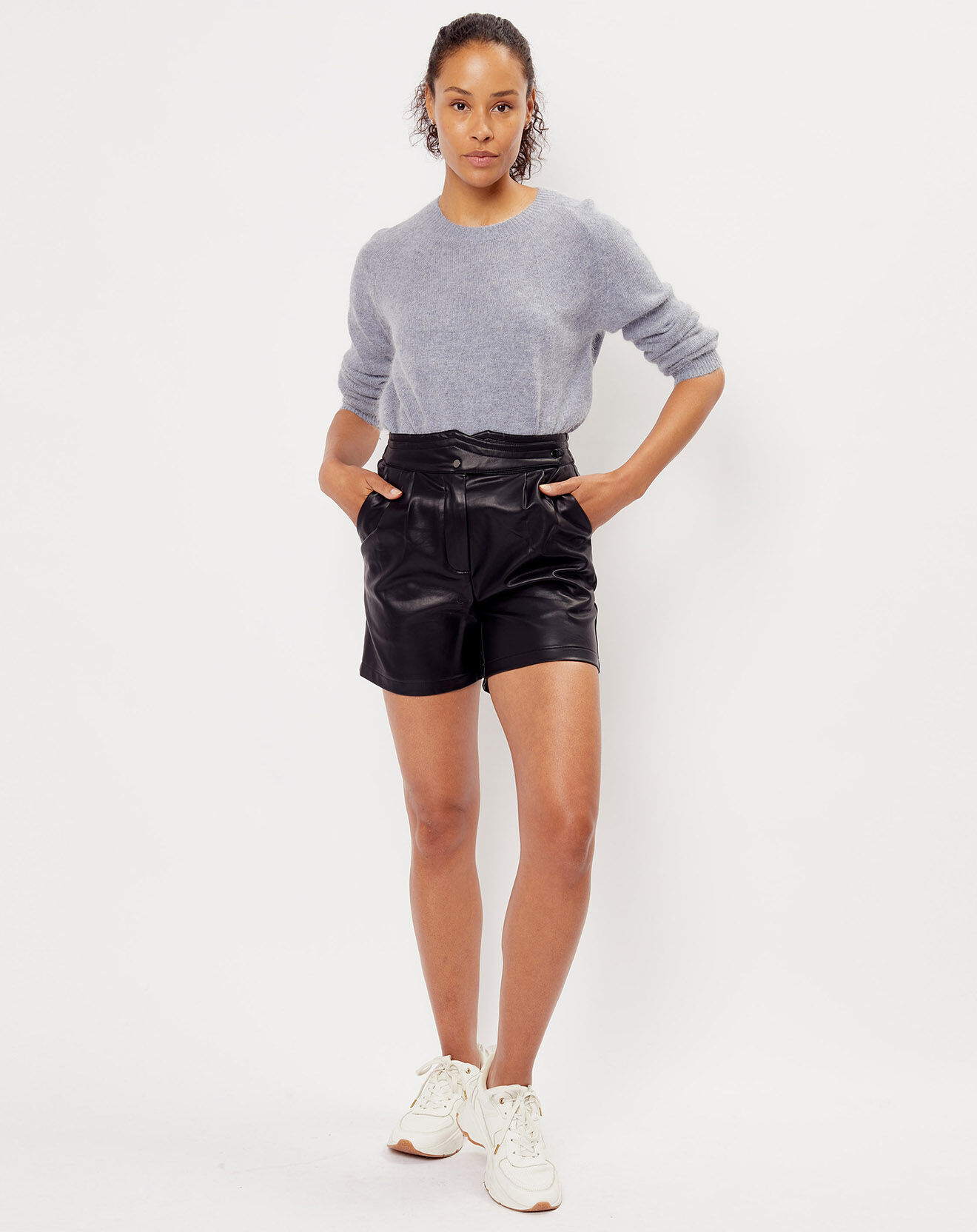 See u Soon Short en simili Lise noir