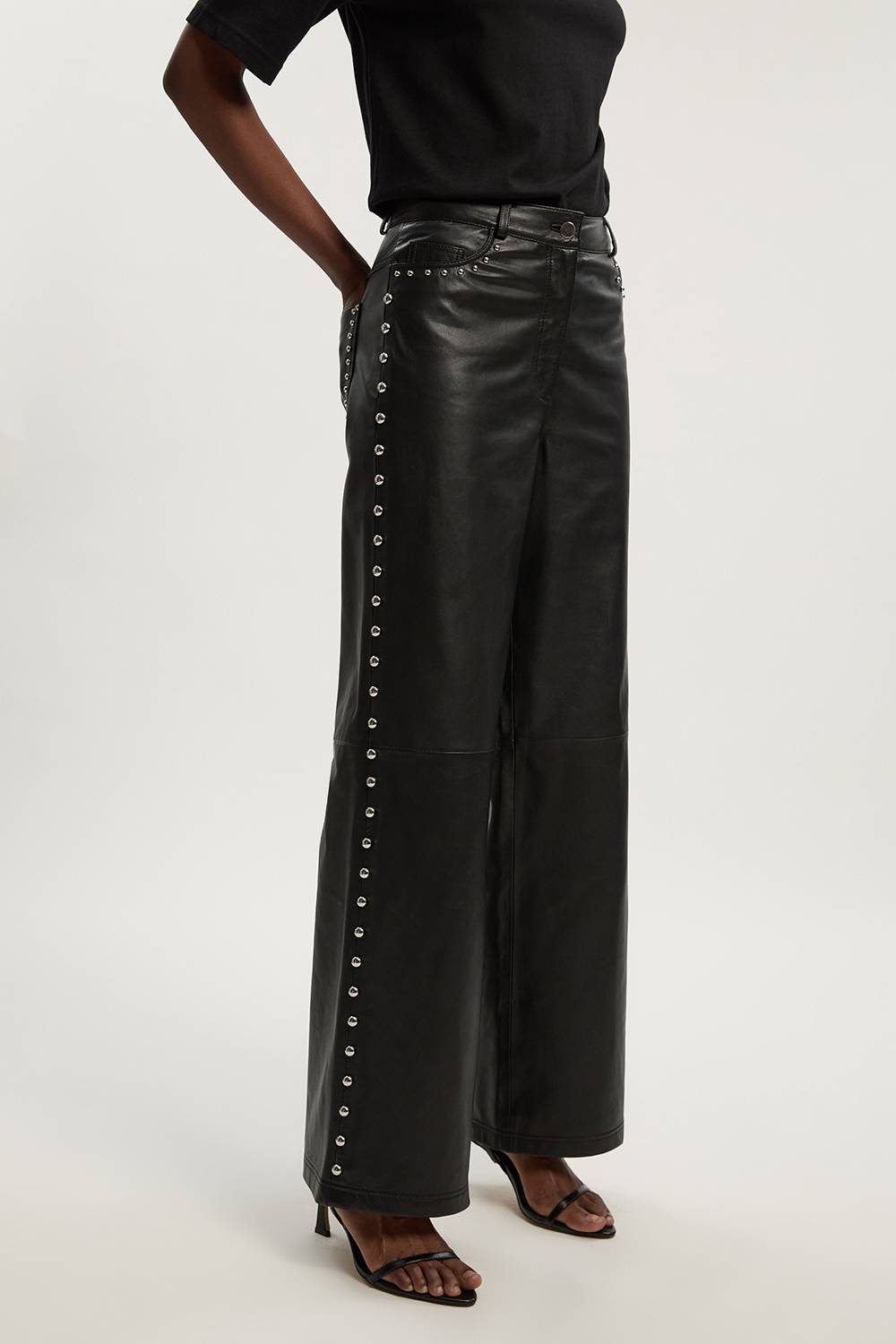 KarenMillen Pantalon Large en Cuir Clouté