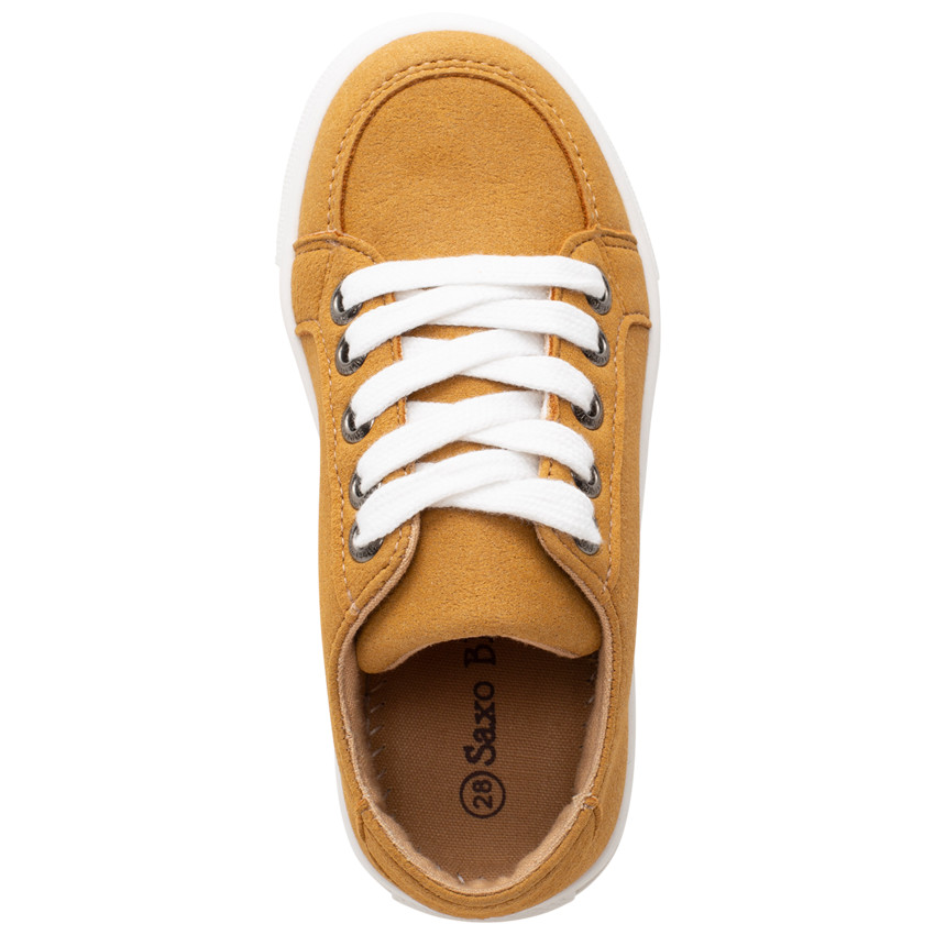 Baskets basses camel à lacets du 24 au 35