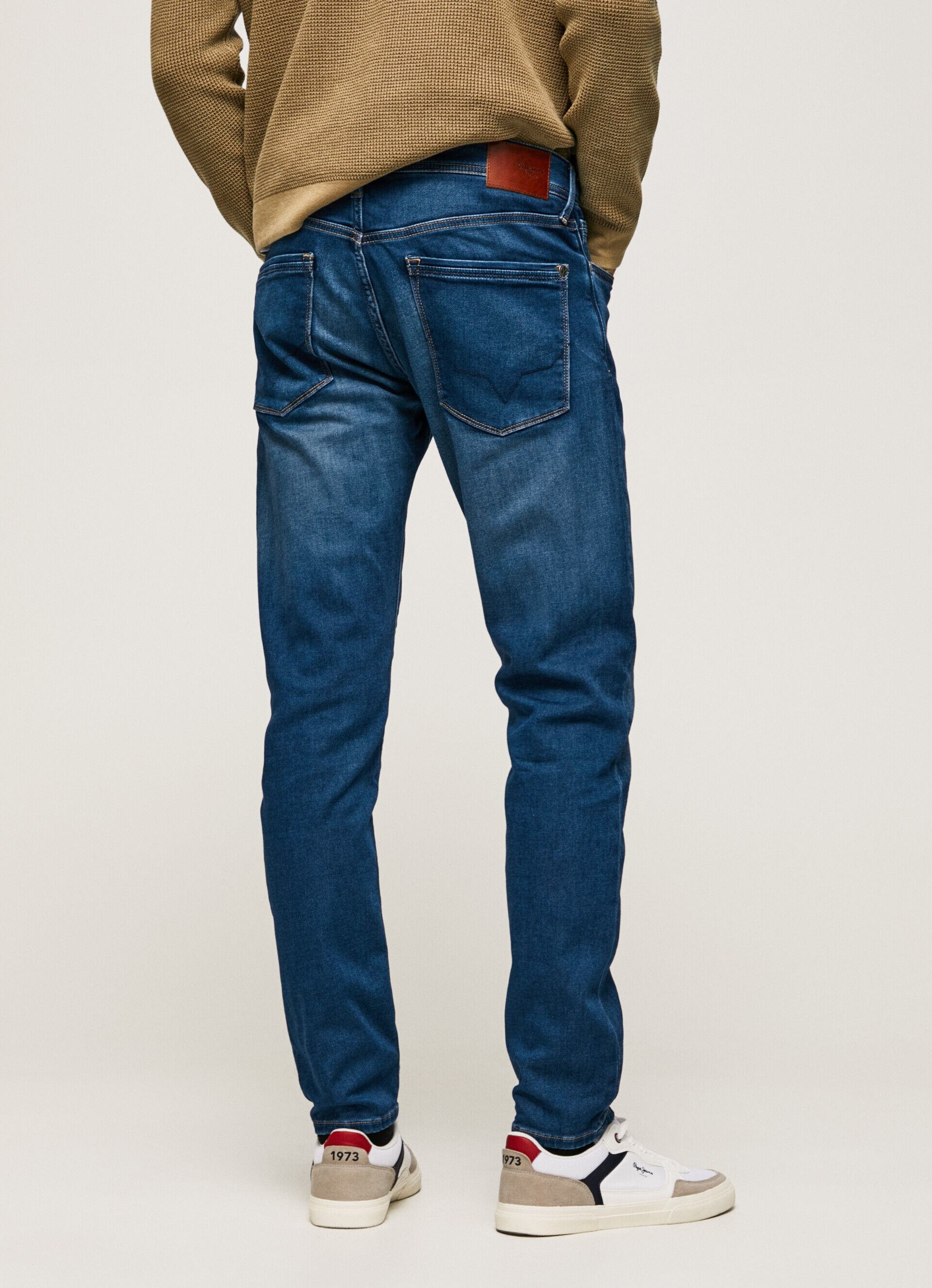 Calça jeans Stanley, corte e cintura regulares - jeans