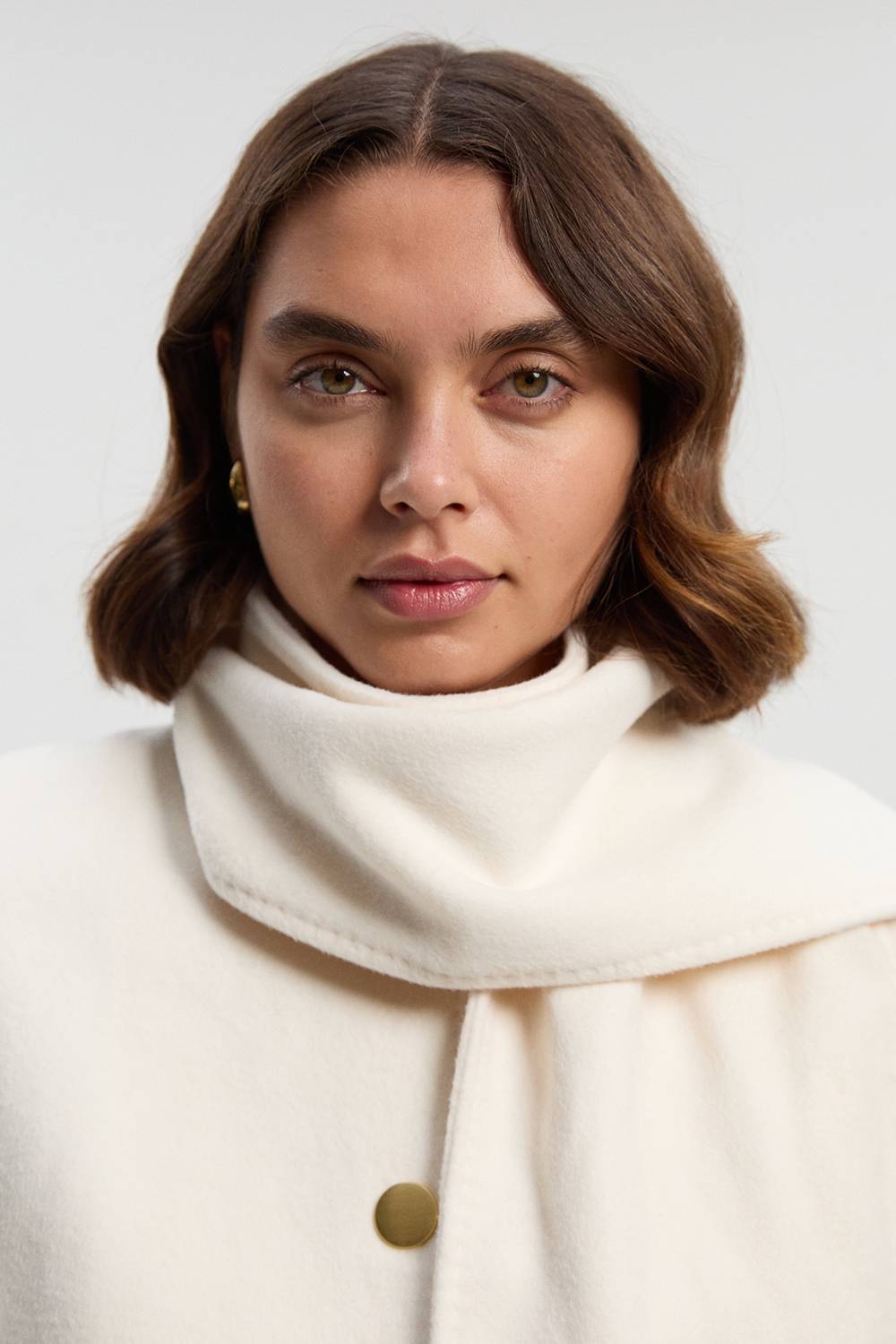 KarenMillen Manteau Court Ajusté en Laine Brossée avec Écharpe Amovible - Taille Haute