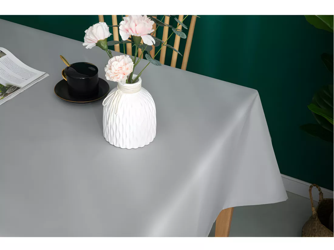 Nappe antitache unie Perle rectangulaire 145 x 240 cm