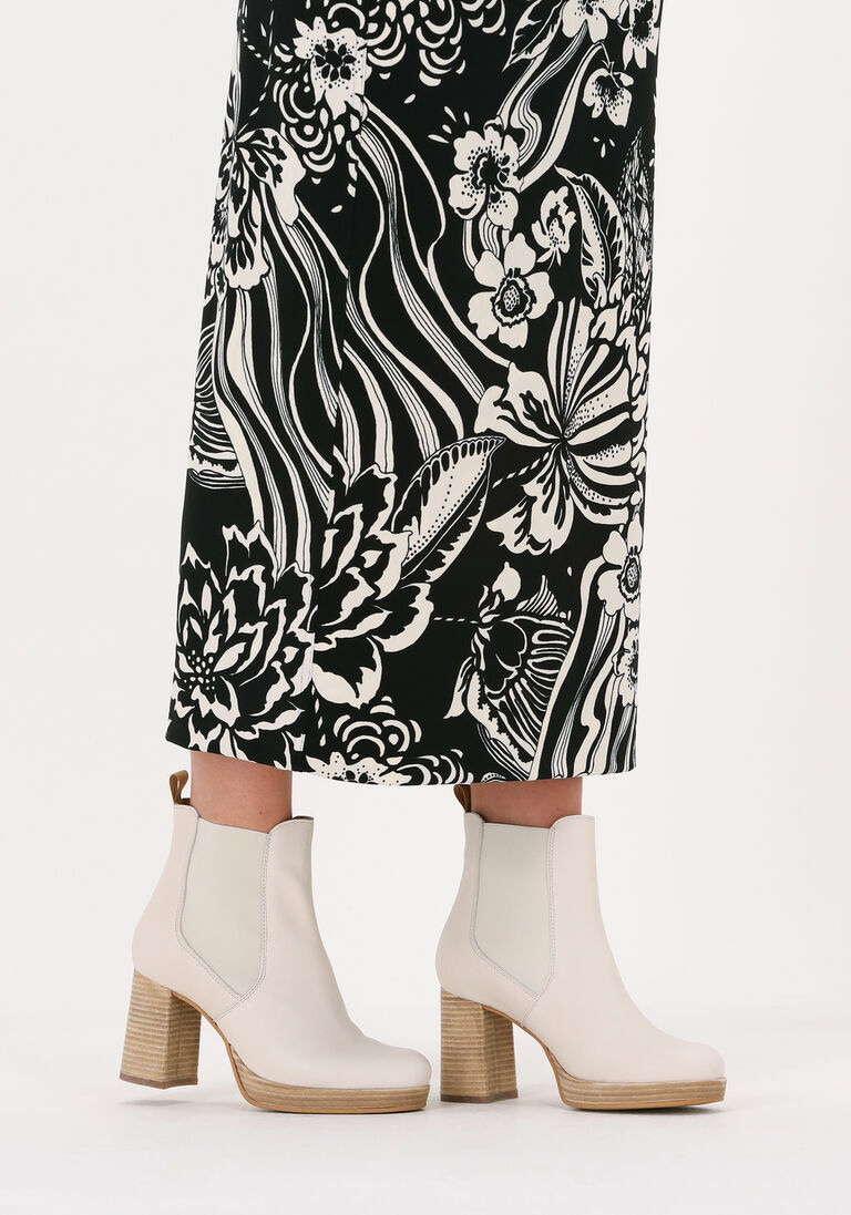 TANGO beige tango enkellaarsjes nadine 4